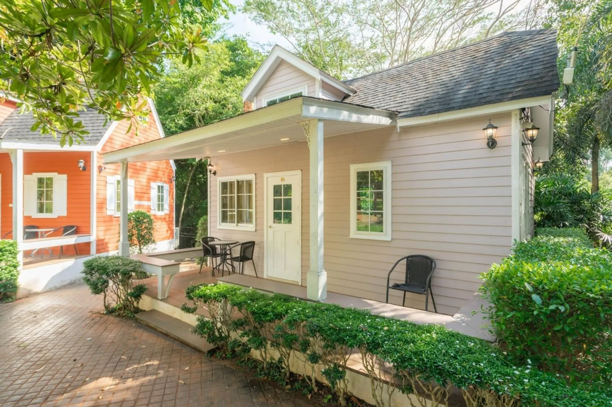 Property building in Puprai Tarnnarm Resort