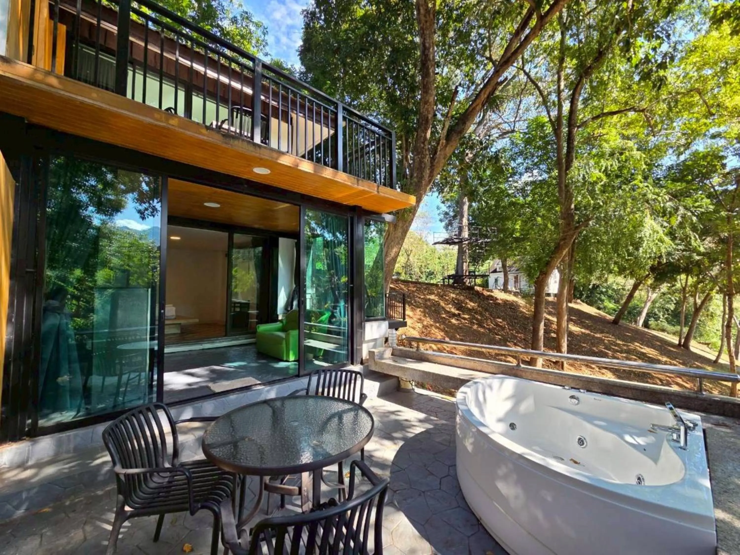 Balcony/Terrace in Puprai Tarnnarm Resort