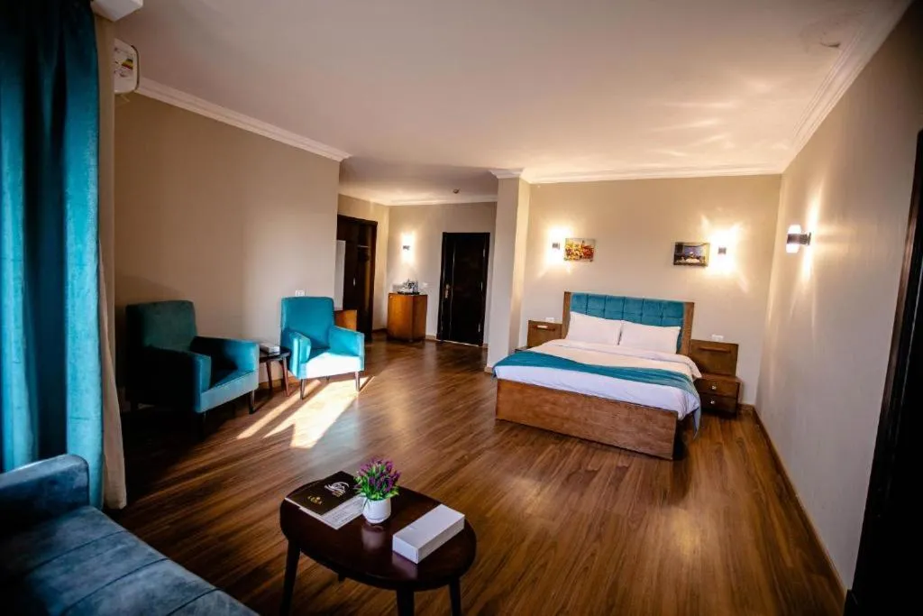 Pyramids Chillout Hotel