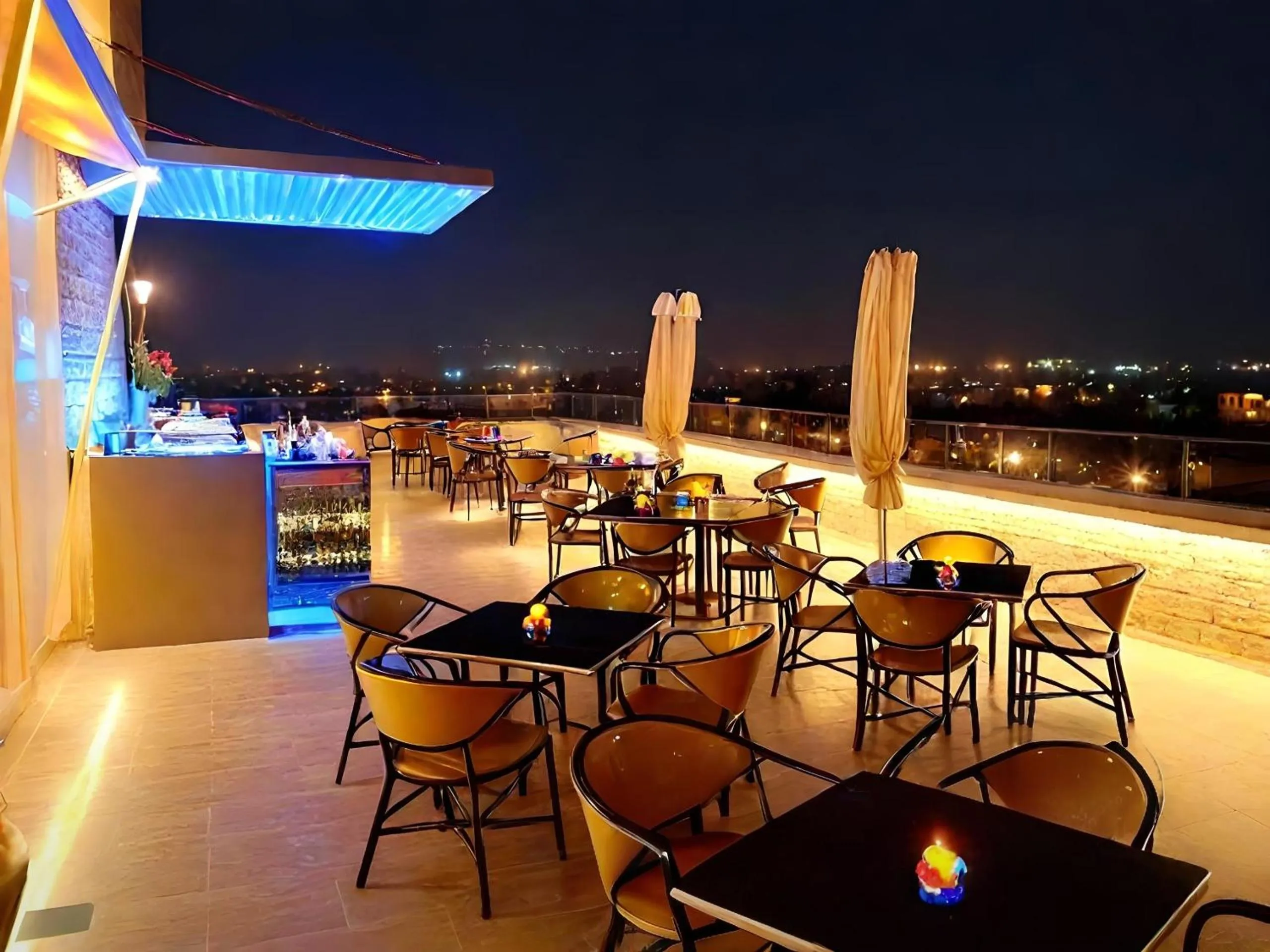 Pyramids Chillout Hotel