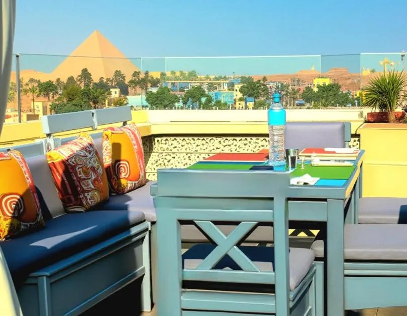 Pyramids Chillout Hotel