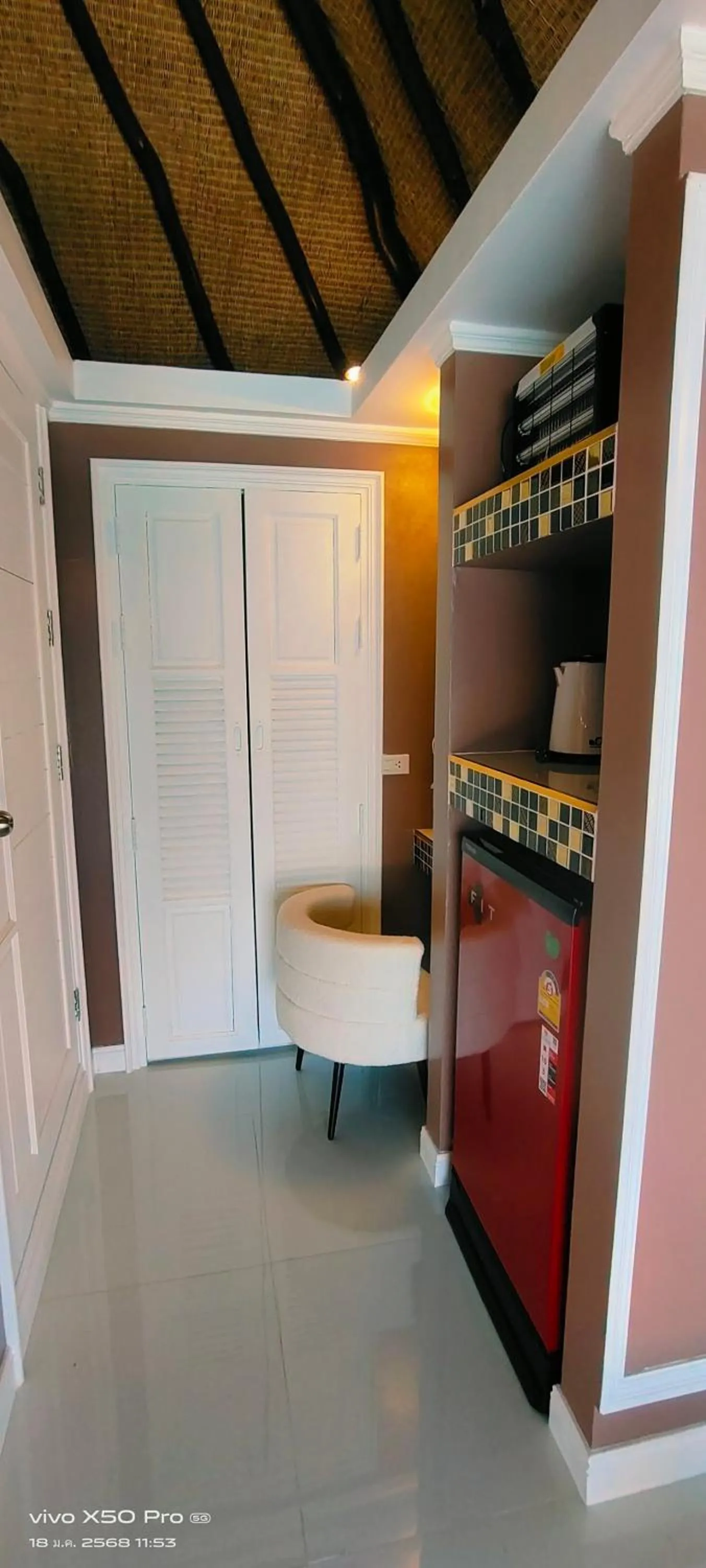 Coffee/tea facilities in Clear View Resort