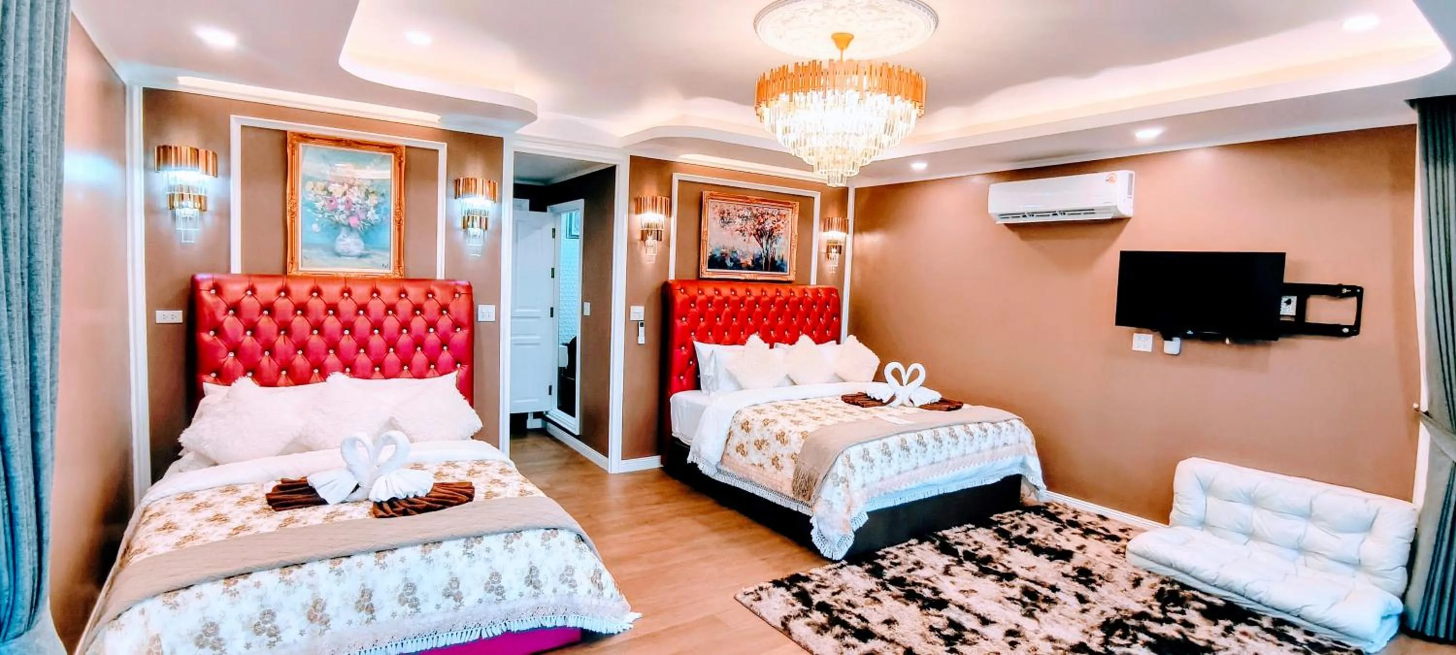 Bed in Clear View Resort