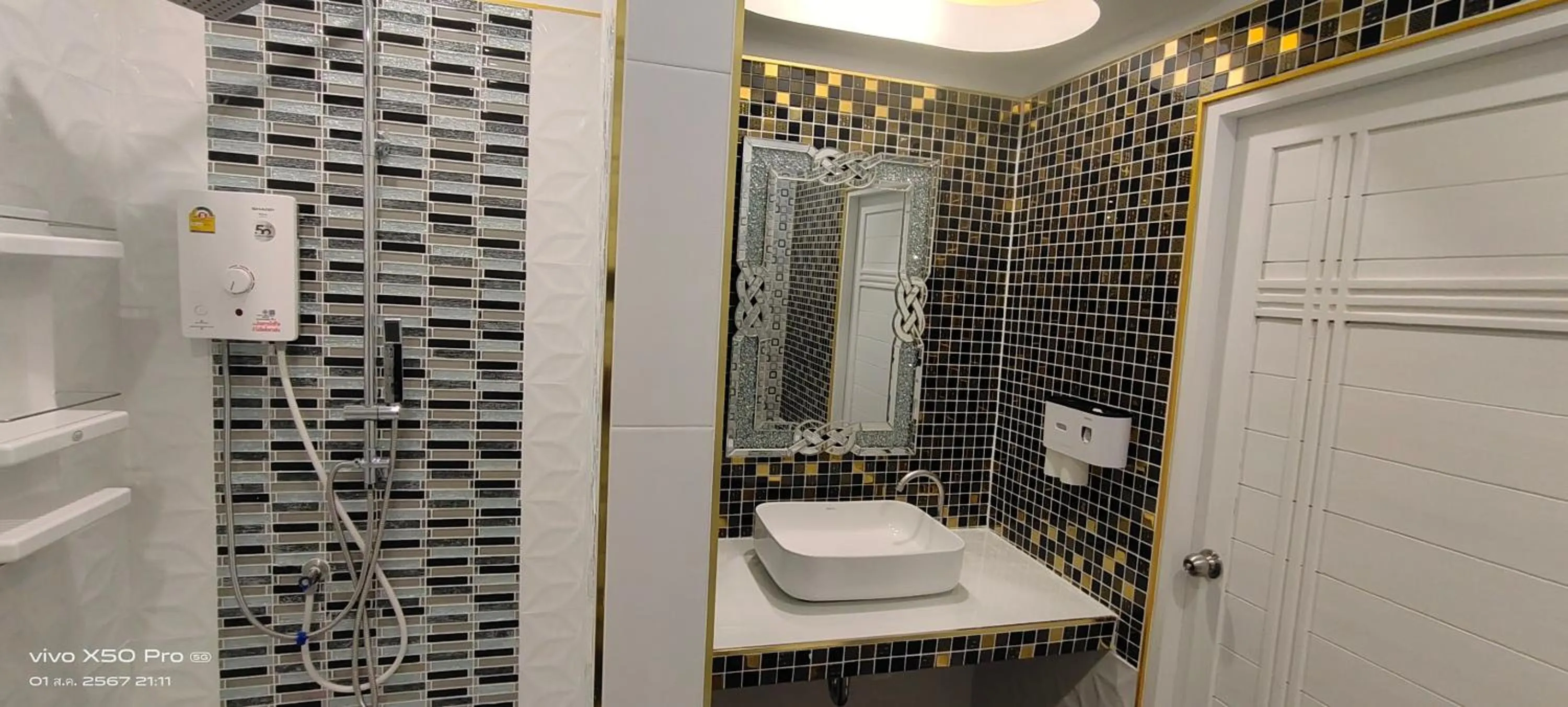 Bathroom in Clear View Resort