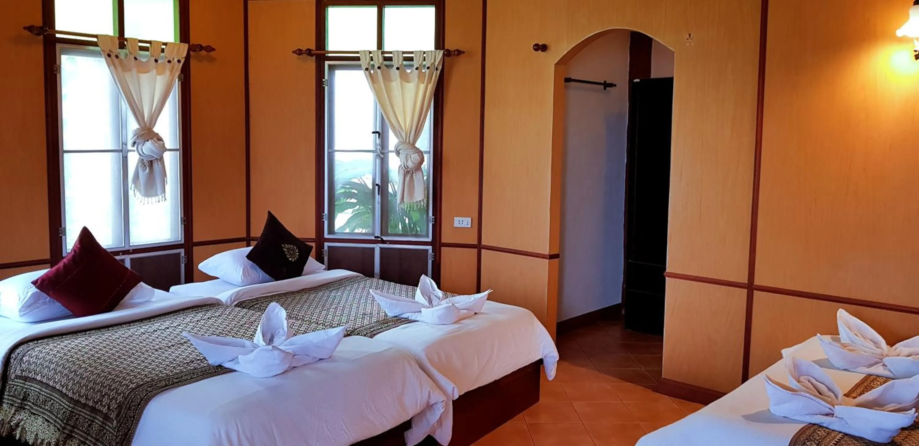 Bed in Clear View Resort