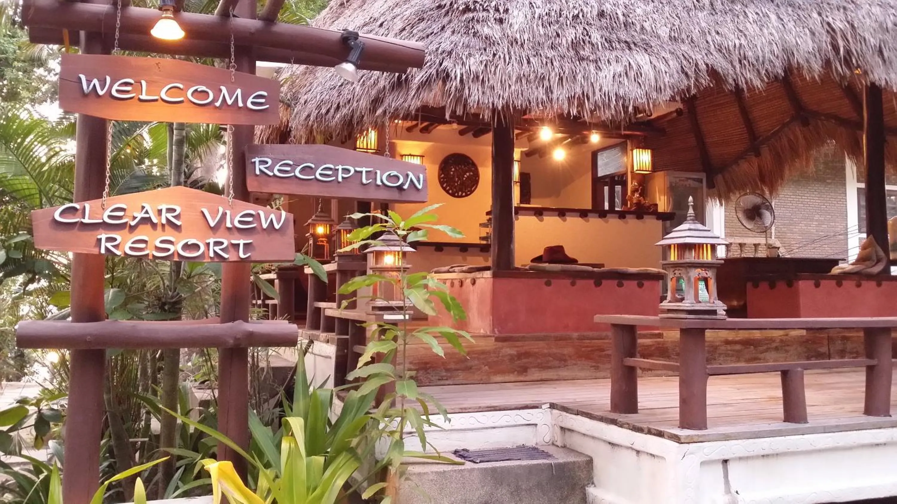 Restaurant/places to eat in Clear View Resort