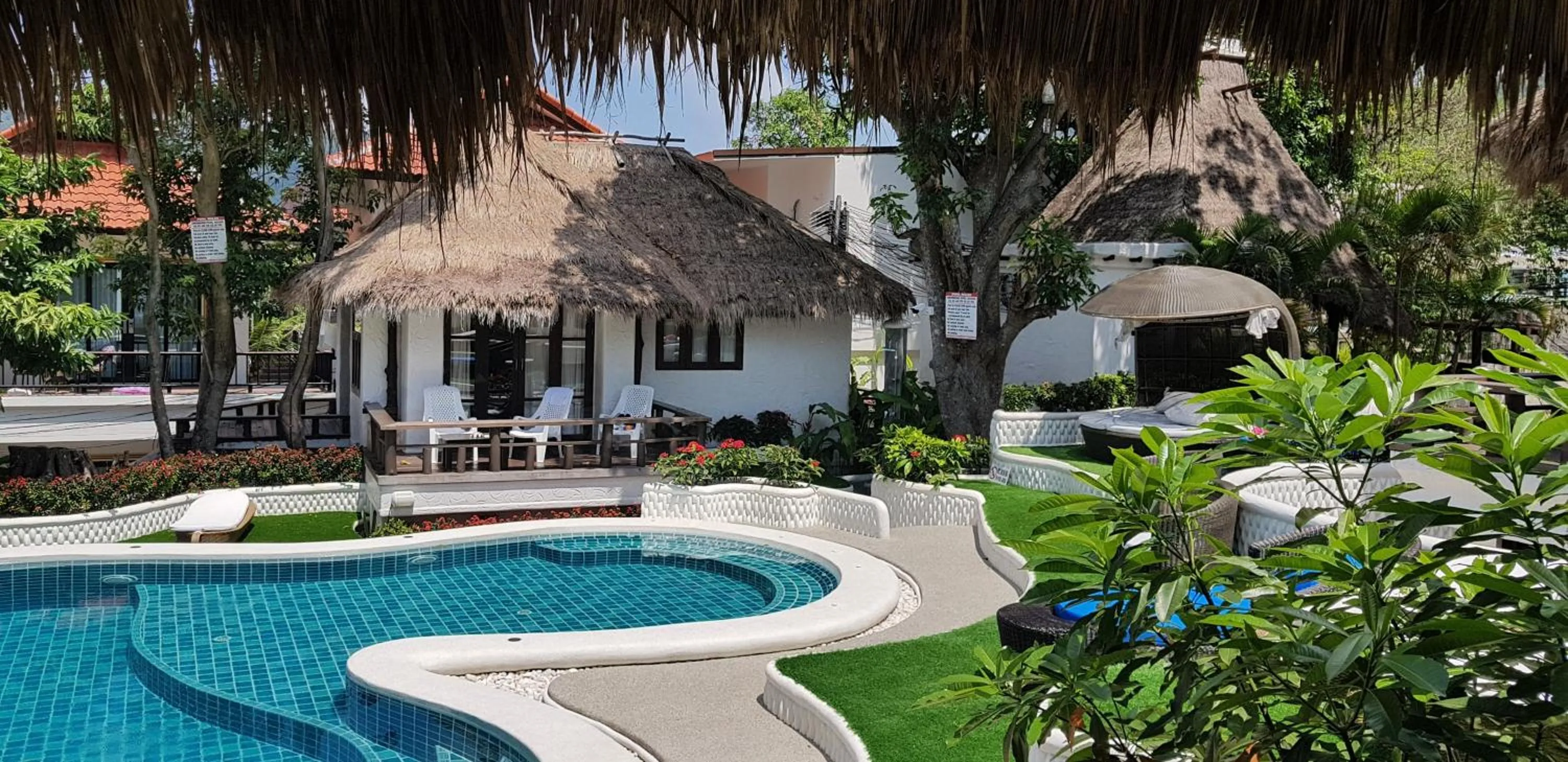 Pool view in Clear View Resort