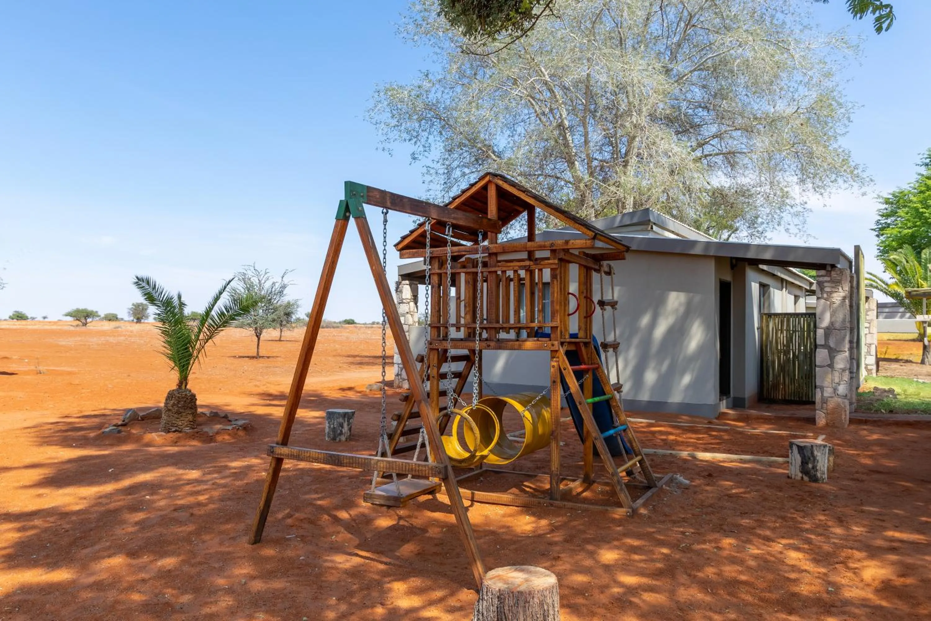 Day in Gondwana Kalahari Anib Lodge