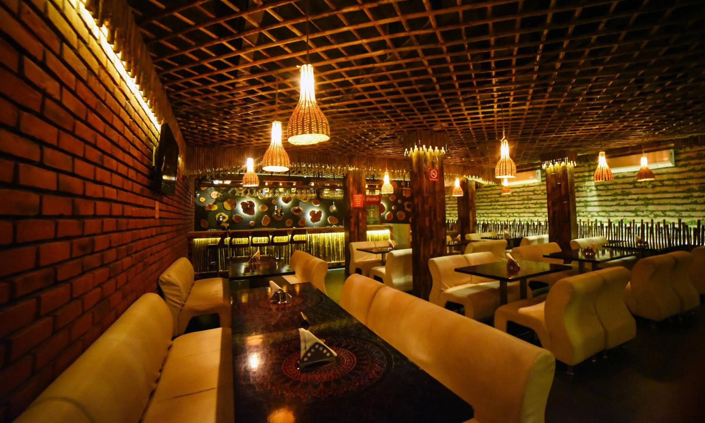 Restaurant/places to eat in Carnival Resort