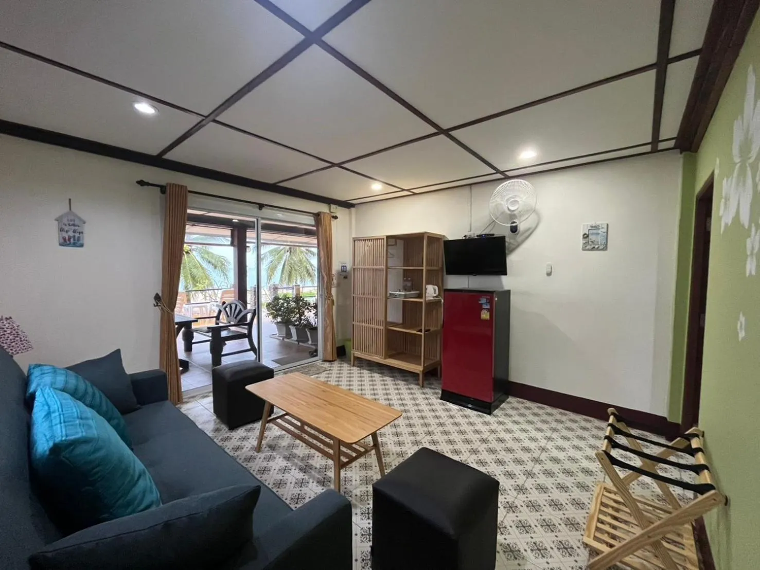 Sea Breeze House, Naiplao Beach