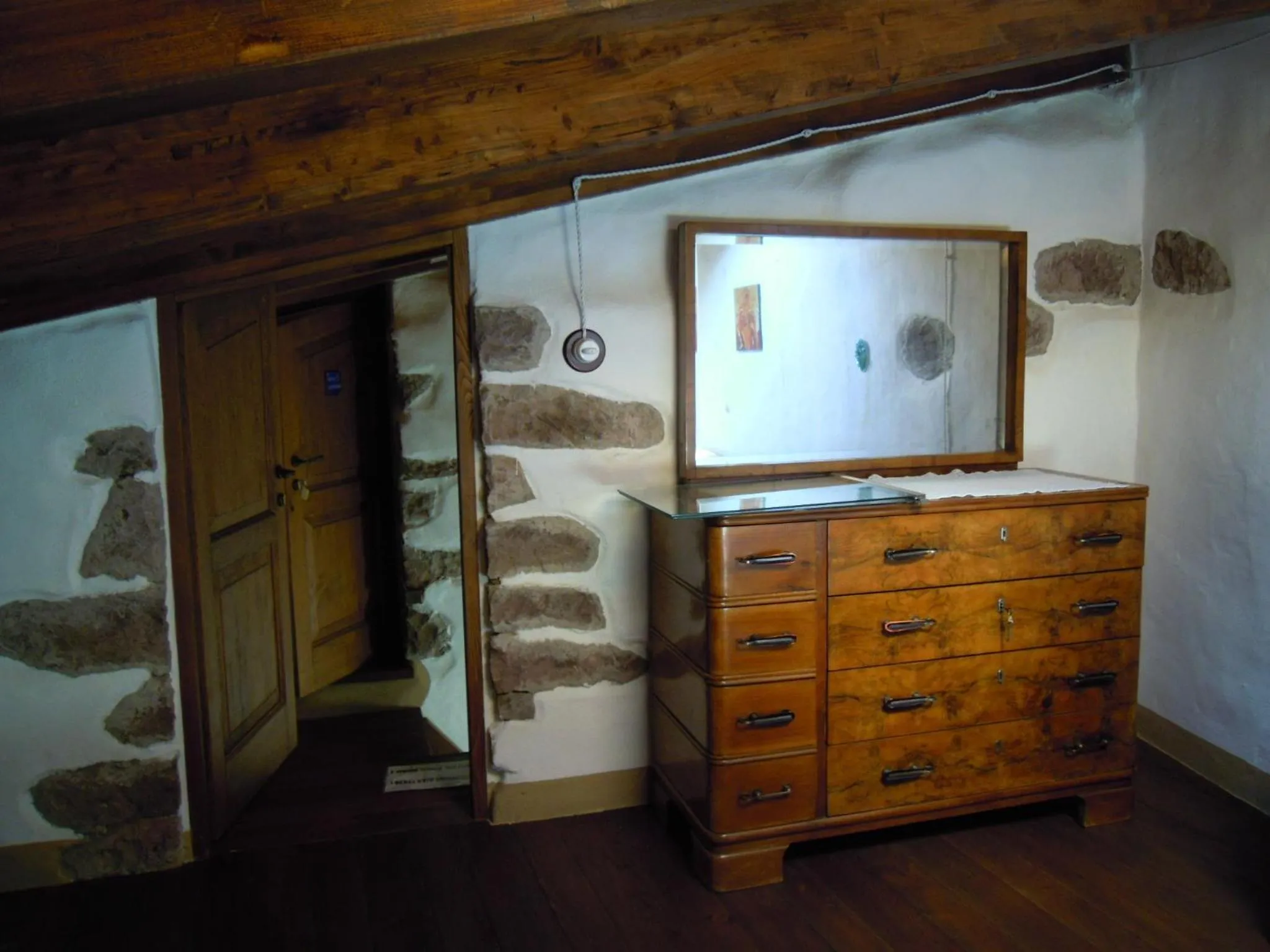 Decorative detail in Casa Castori