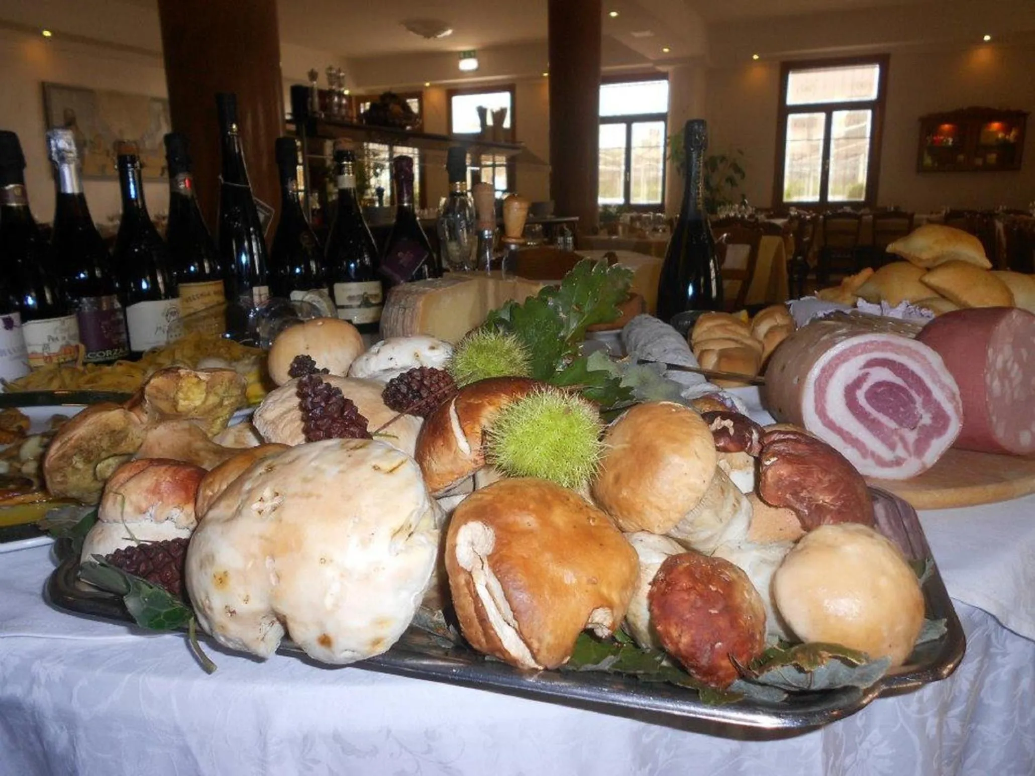 Restaurant/places to eat in Albergo Ristorante Miramonti Toano
