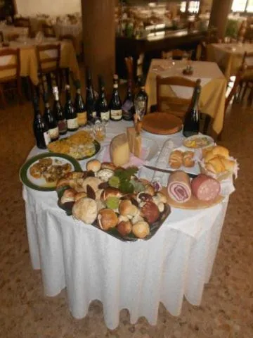 Albergo Ristorante Miramonti Toano