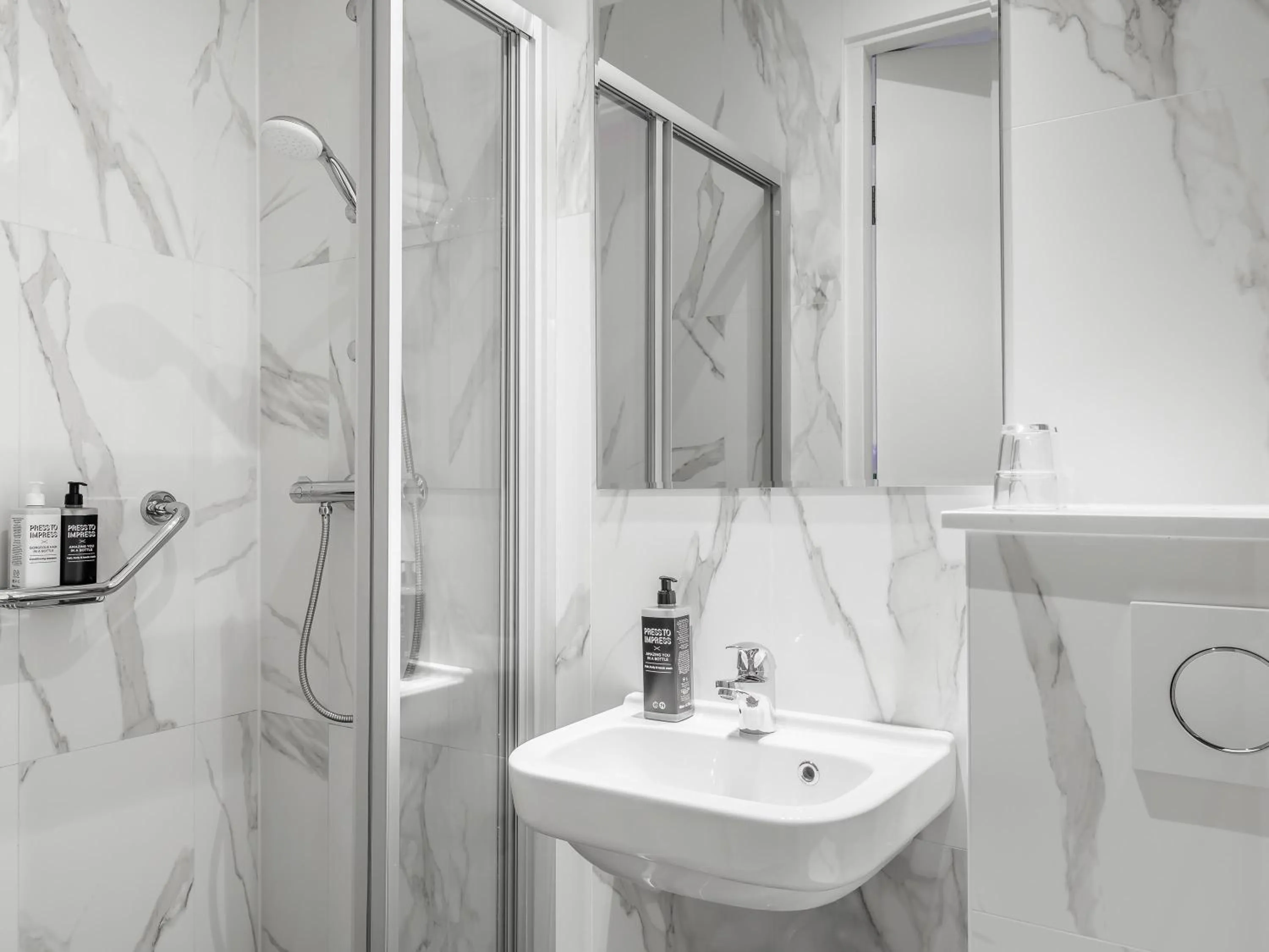 Bedroom in ibis Styles Amsterdam City