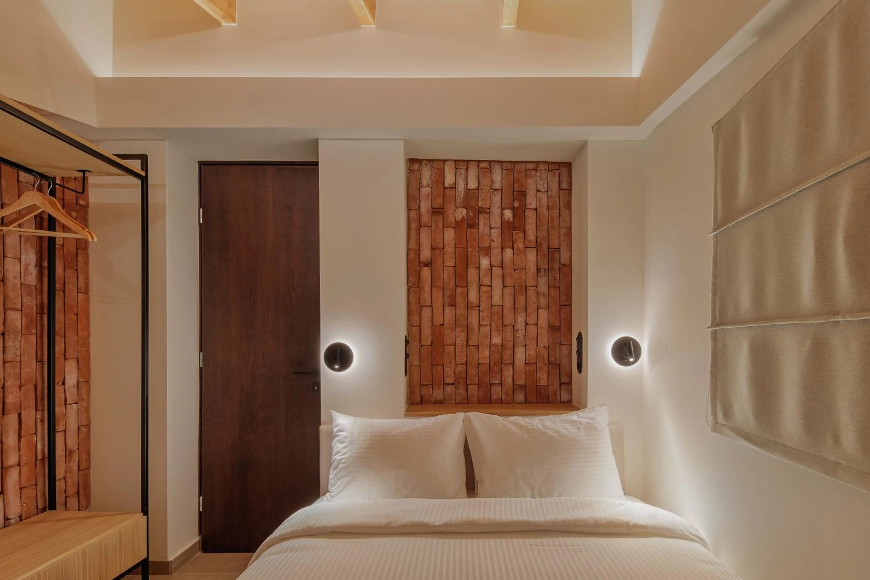 Bedroom, Bed in 12 PYLES Living History