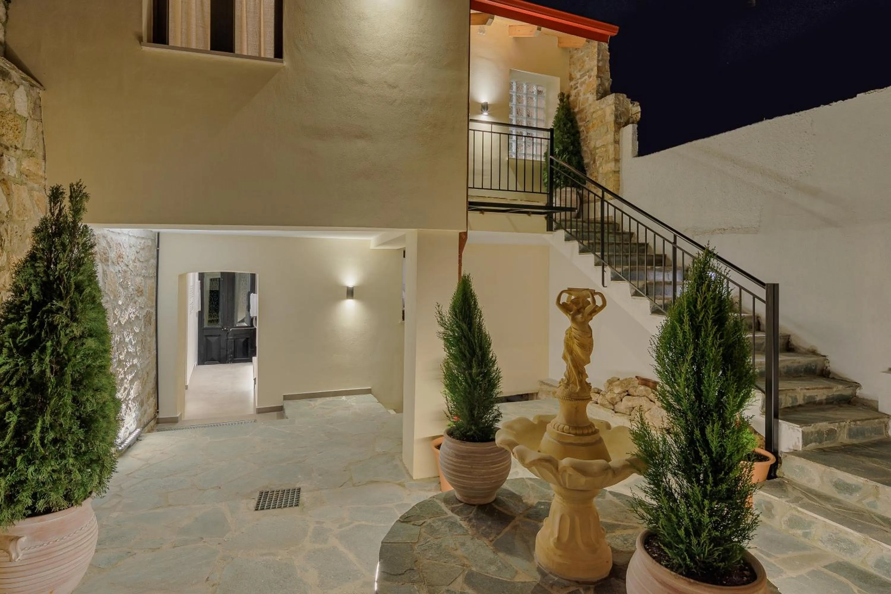 Property building in 12 PYLES Living History