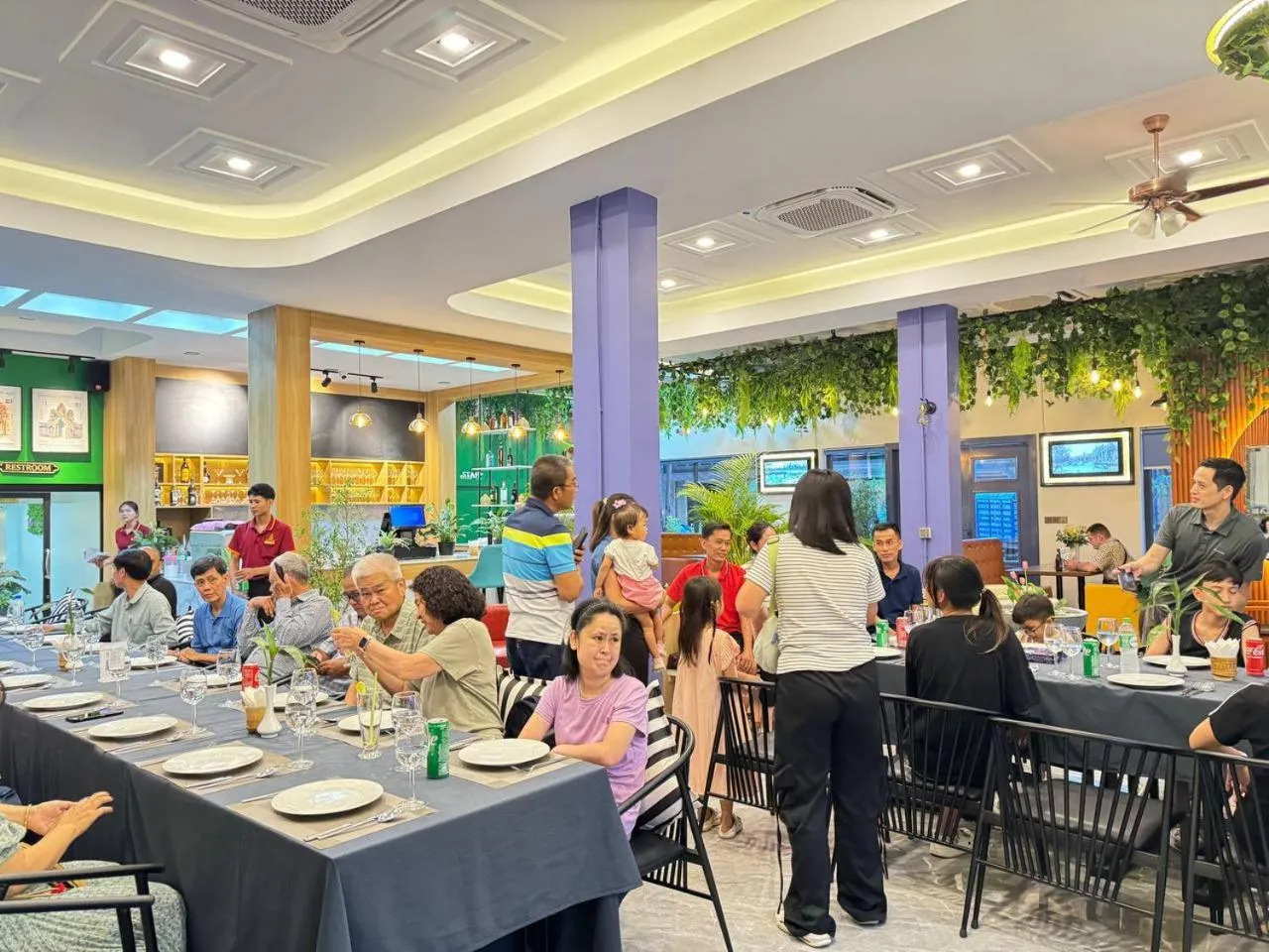 Restaurant/places to eat in Cambana Poipet Hotel