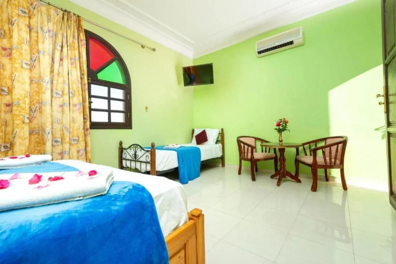 TV and multimedia in Riad Qodwa