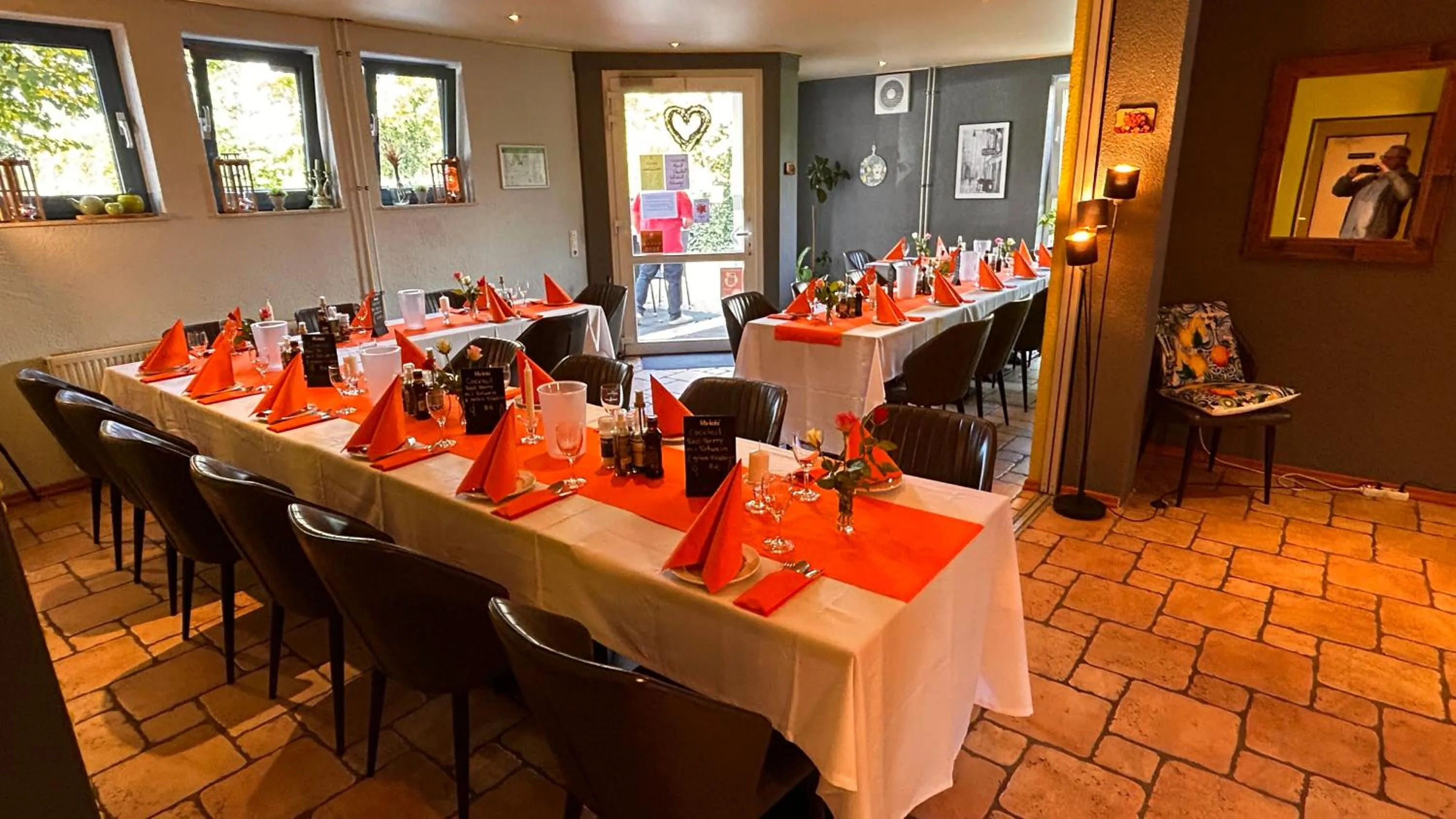 Restaurant/places to eat in Hotel Gästehaus Linden