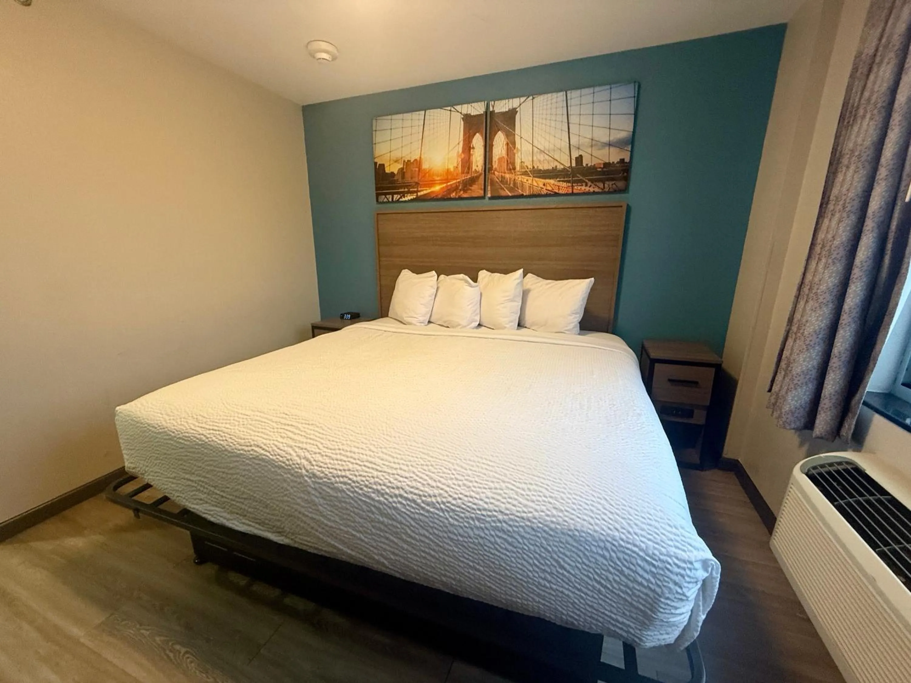 Bed in Days Inn by Wyndham Brooklyn Borough Park