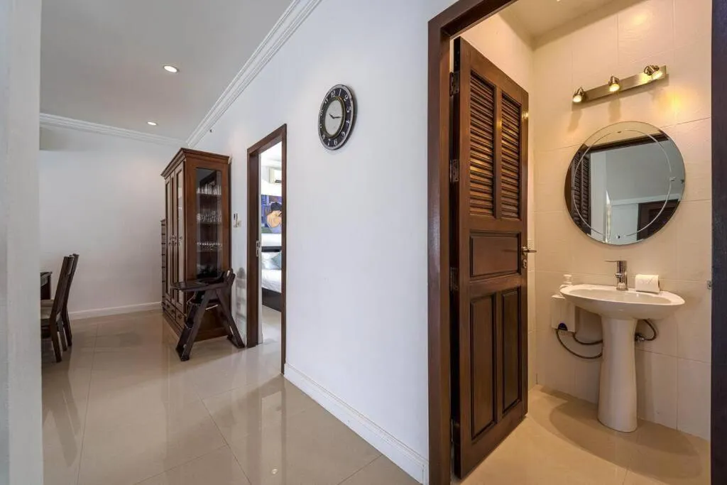 Luxurious 5-Bedroom Private Pool Villa! PV5