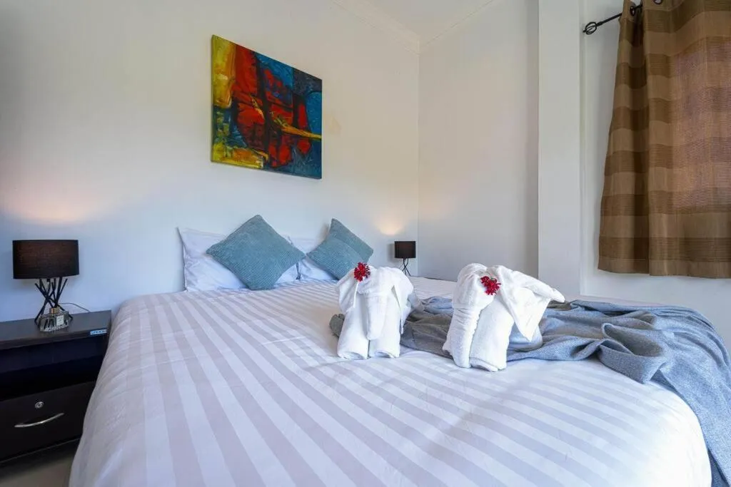 Bed in Luxurious 5-Bedroom Private Pool Villa! PV5