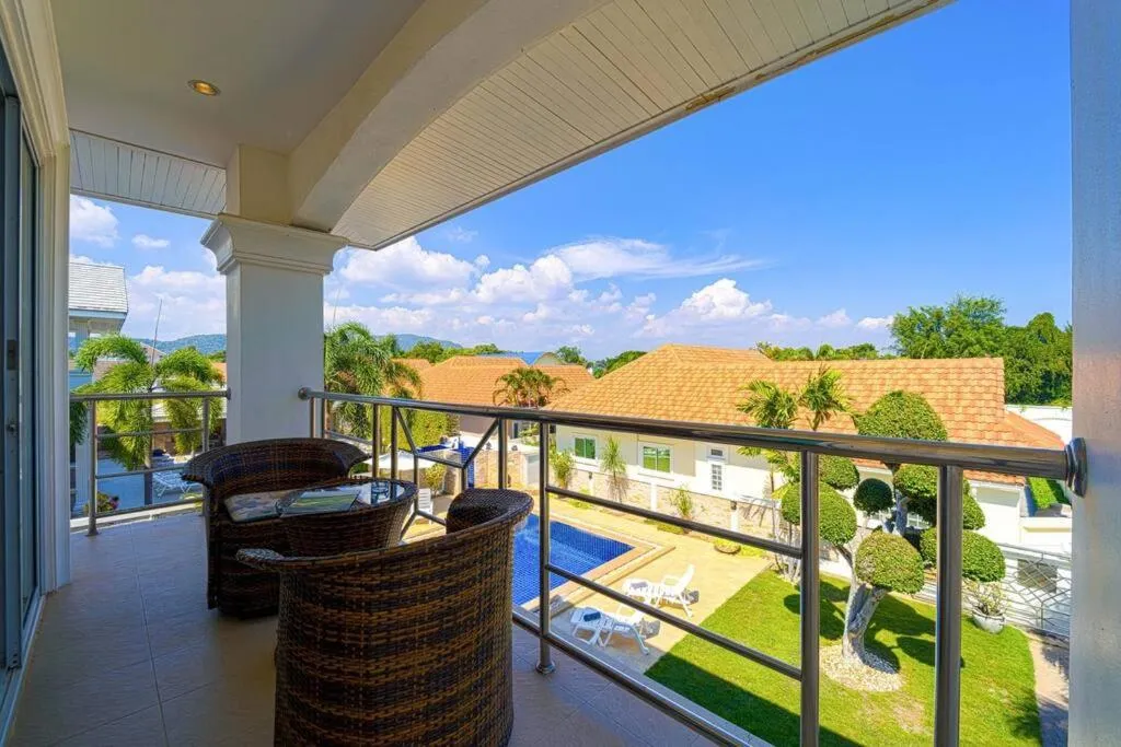 Luxurious 5-Bedroom Private Pool Villa! PV5