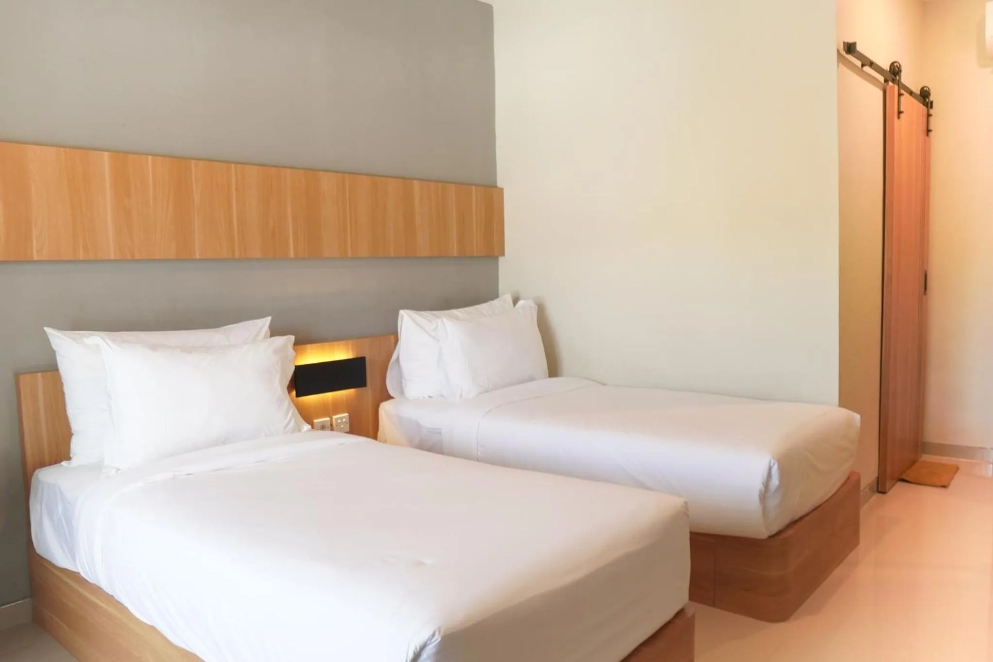 Bedroom, Bed in Maluk Stay