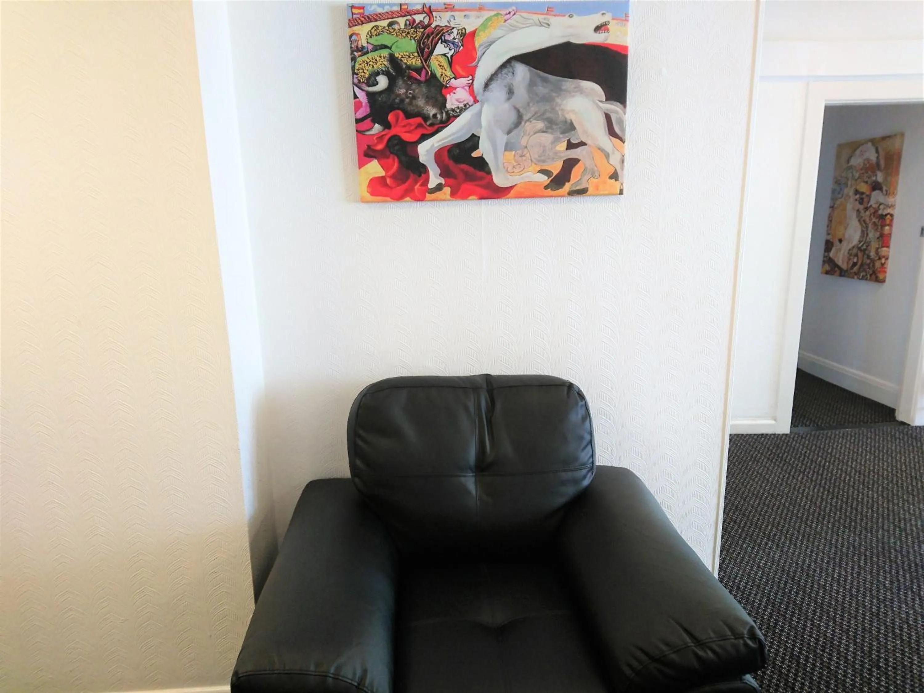 Lobby or reception in Sarum Apart-Hotel