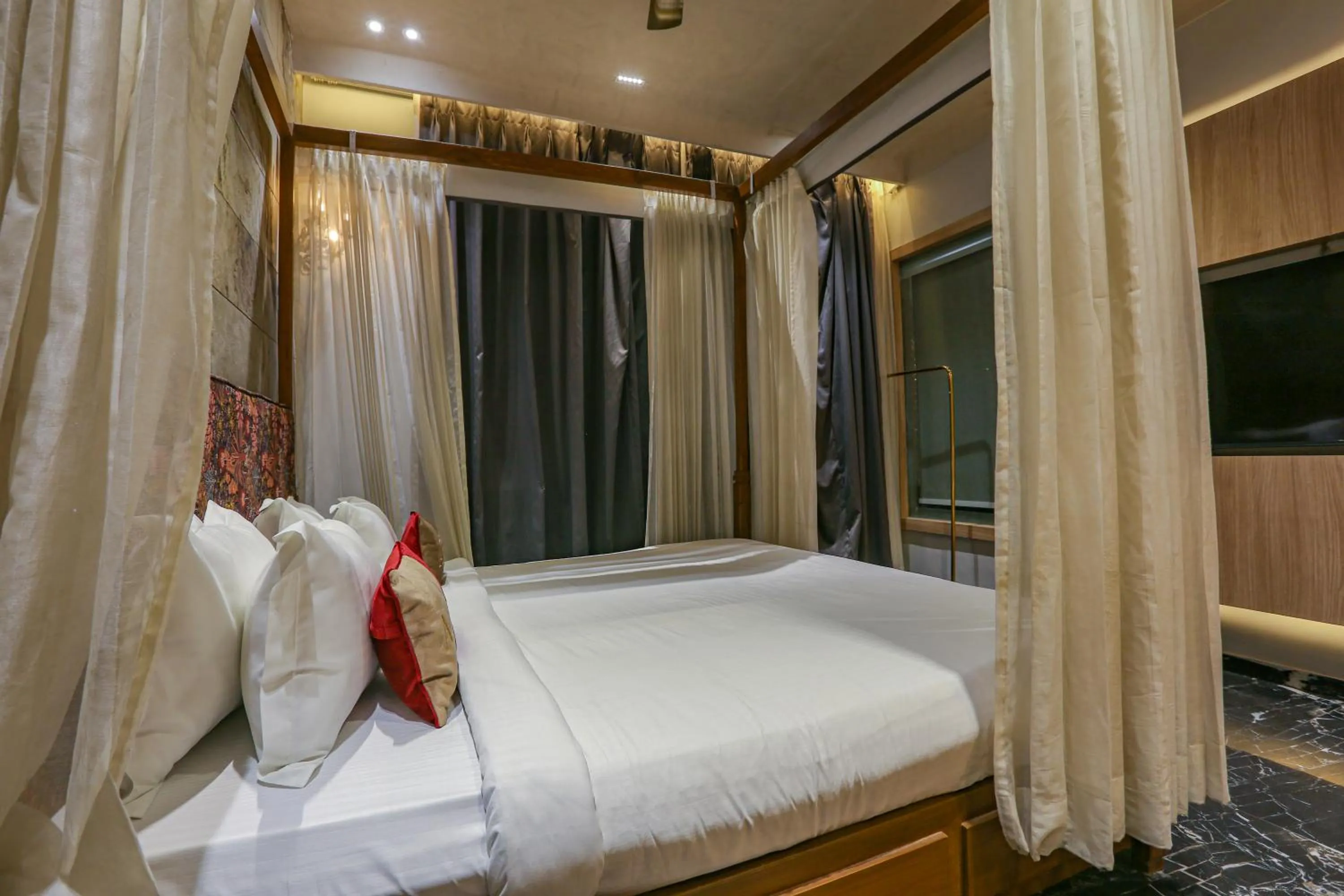 Bed in Aceotel Select Aria, Bhopal -A Luxury Boutique Hotel