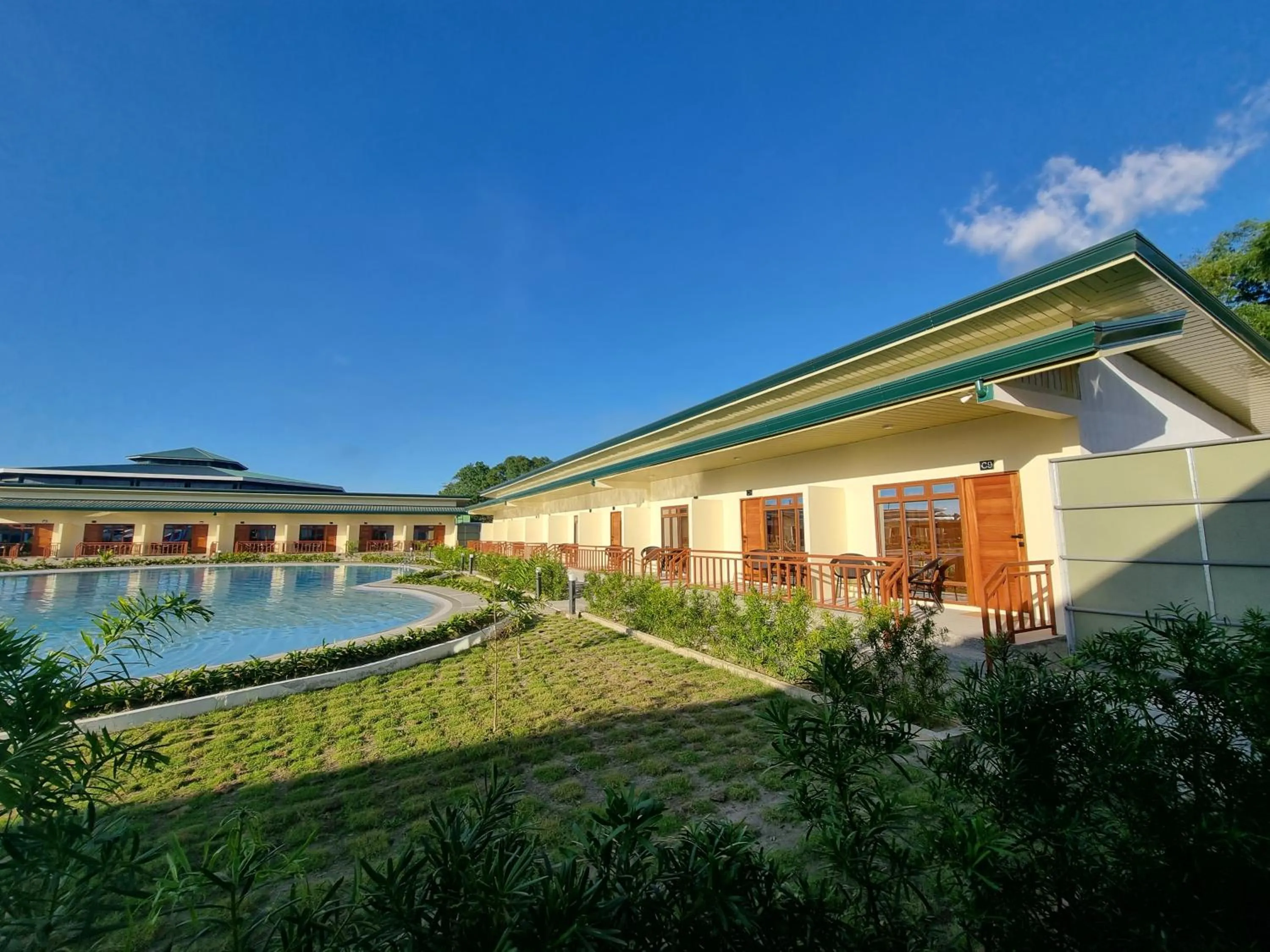 Property building in 34k Hotel and Resort powered by Cocotel