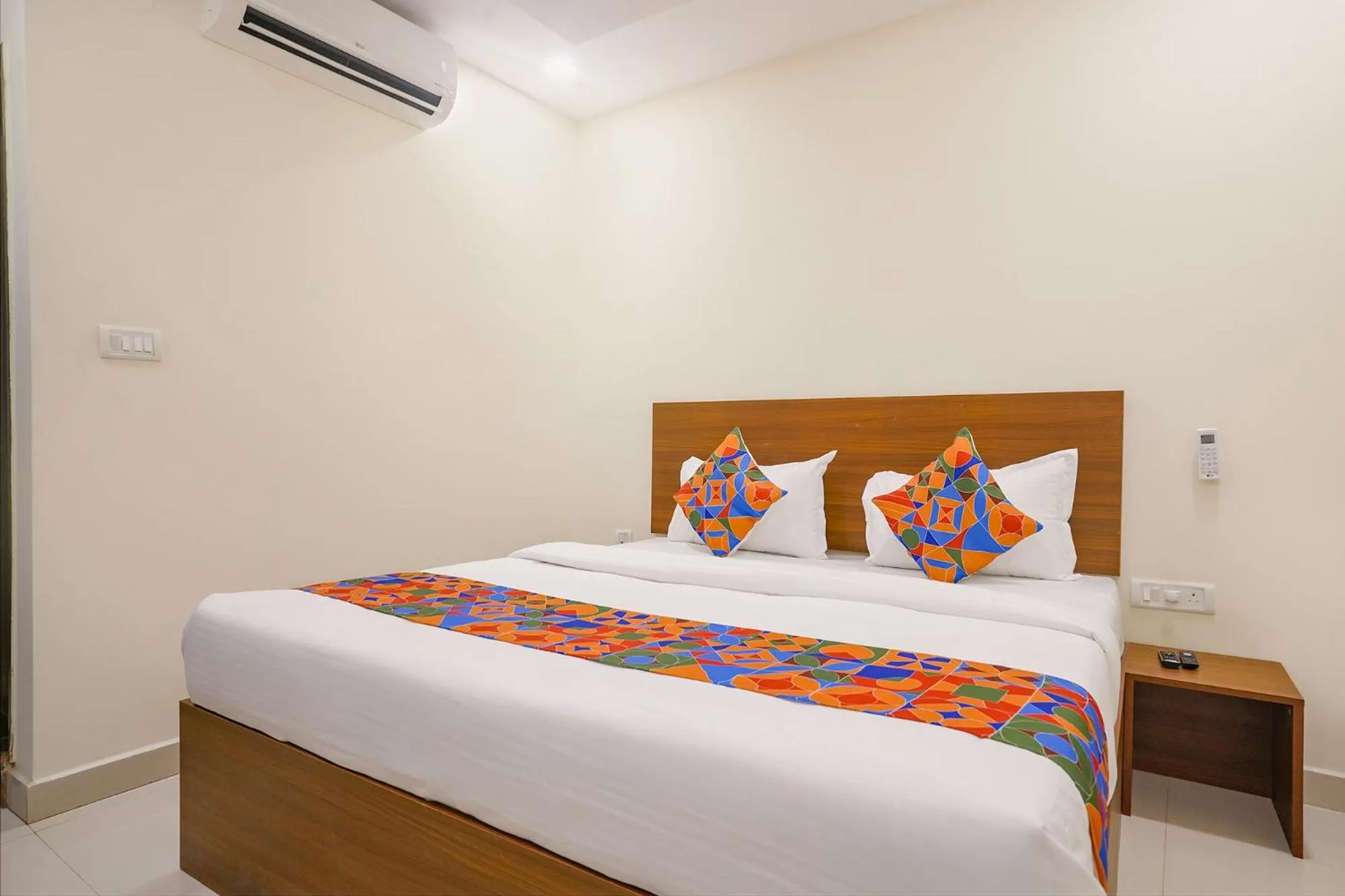 Bed in FabHotel Air Live - Nr Ameerpet metro station