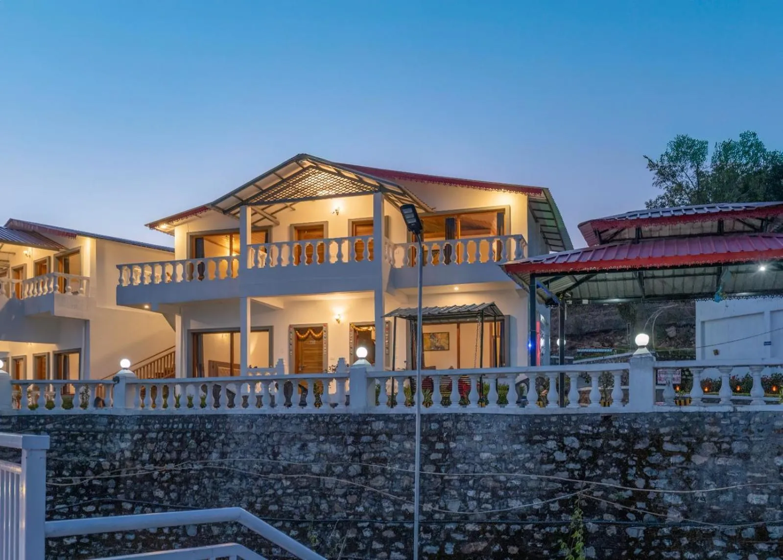 Property building in Paatli Fort Estate Resort