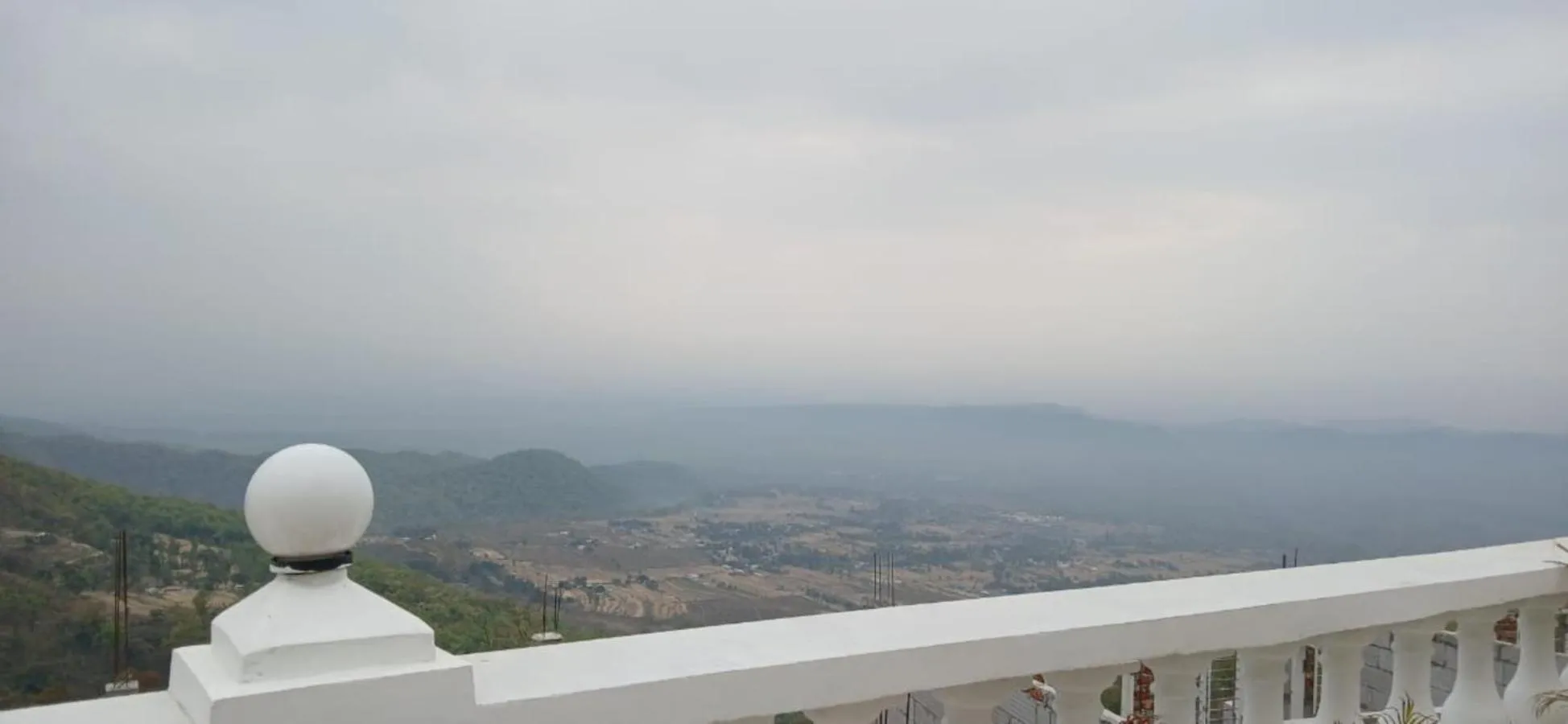 Day in Paatli Fort Estate Resort