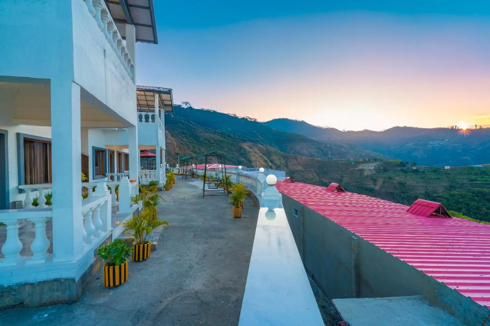 Sunrise in Paatli Fort Estate Resort