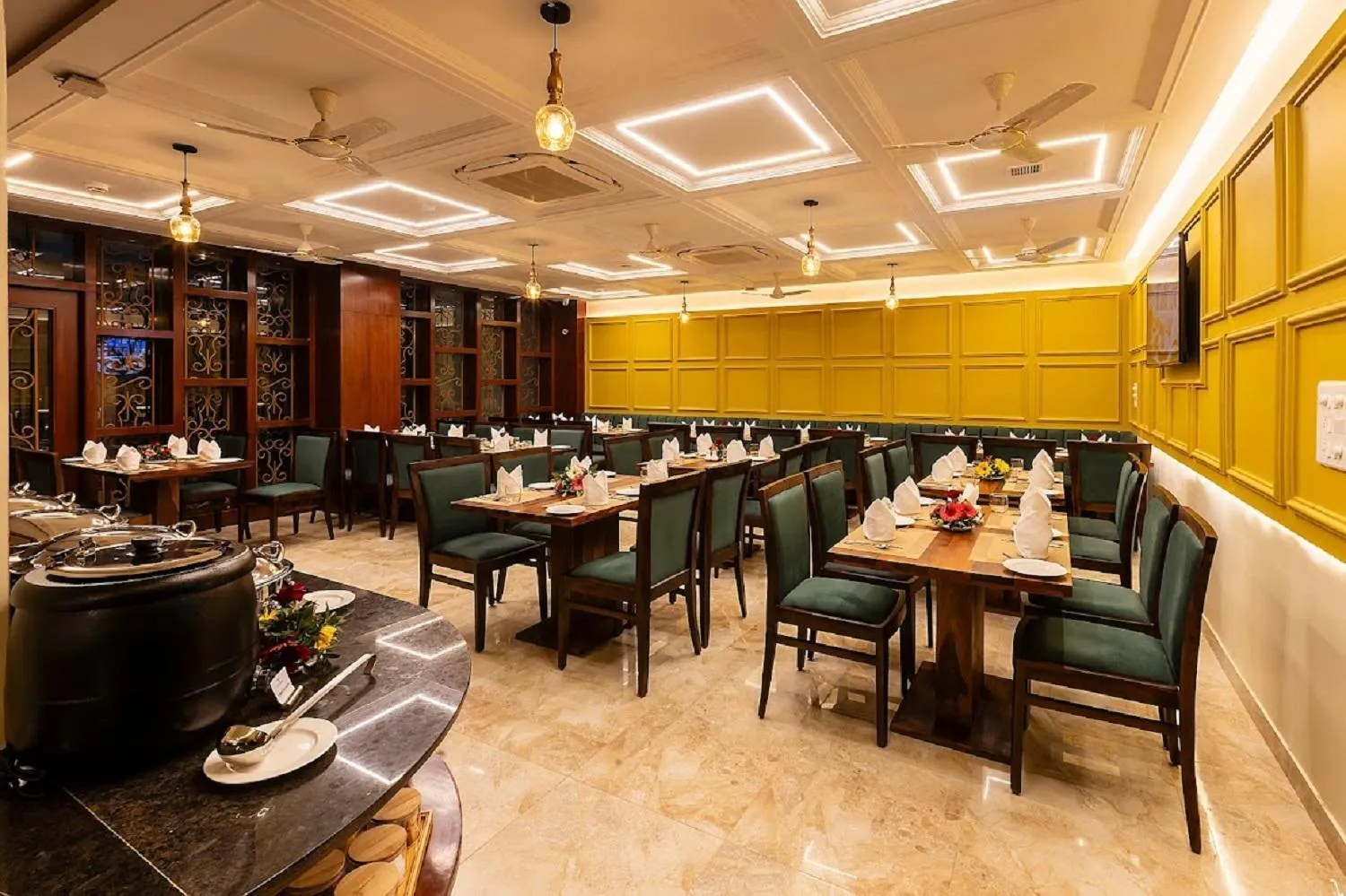 Restaurant/places to eat in Mertiya Residency