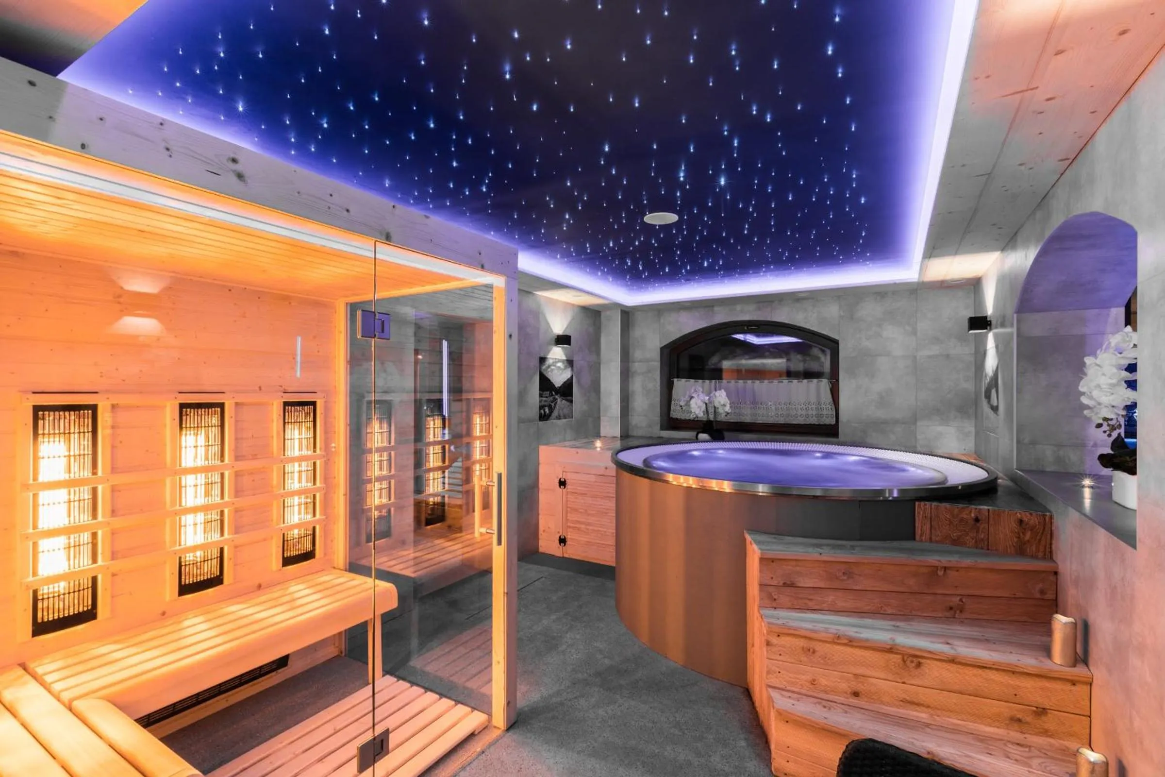 Sauna in Willa Serafin-basen, sauny i jacuzzi w Willa Baciarka dodatkowo płatne