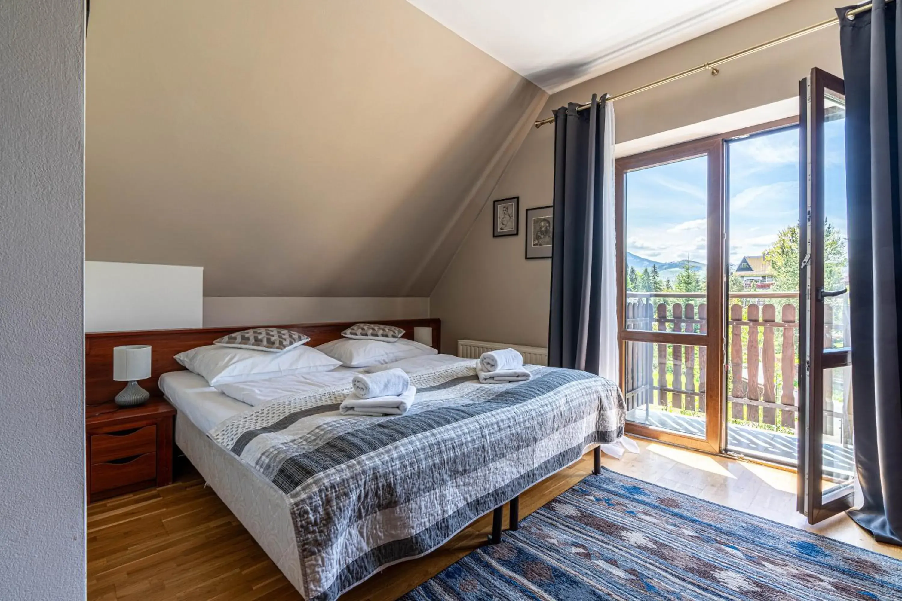 Double or Twin Room with Mountain View in Willa Serafin-basen, sauny i jacuzzi w Willa Baciarka dodatkowo płatne Double or Twin Room with Mountain View in Willa Serafin-basen, sauny i jacuzzi w Willa Baciarka dodatkowo płatne