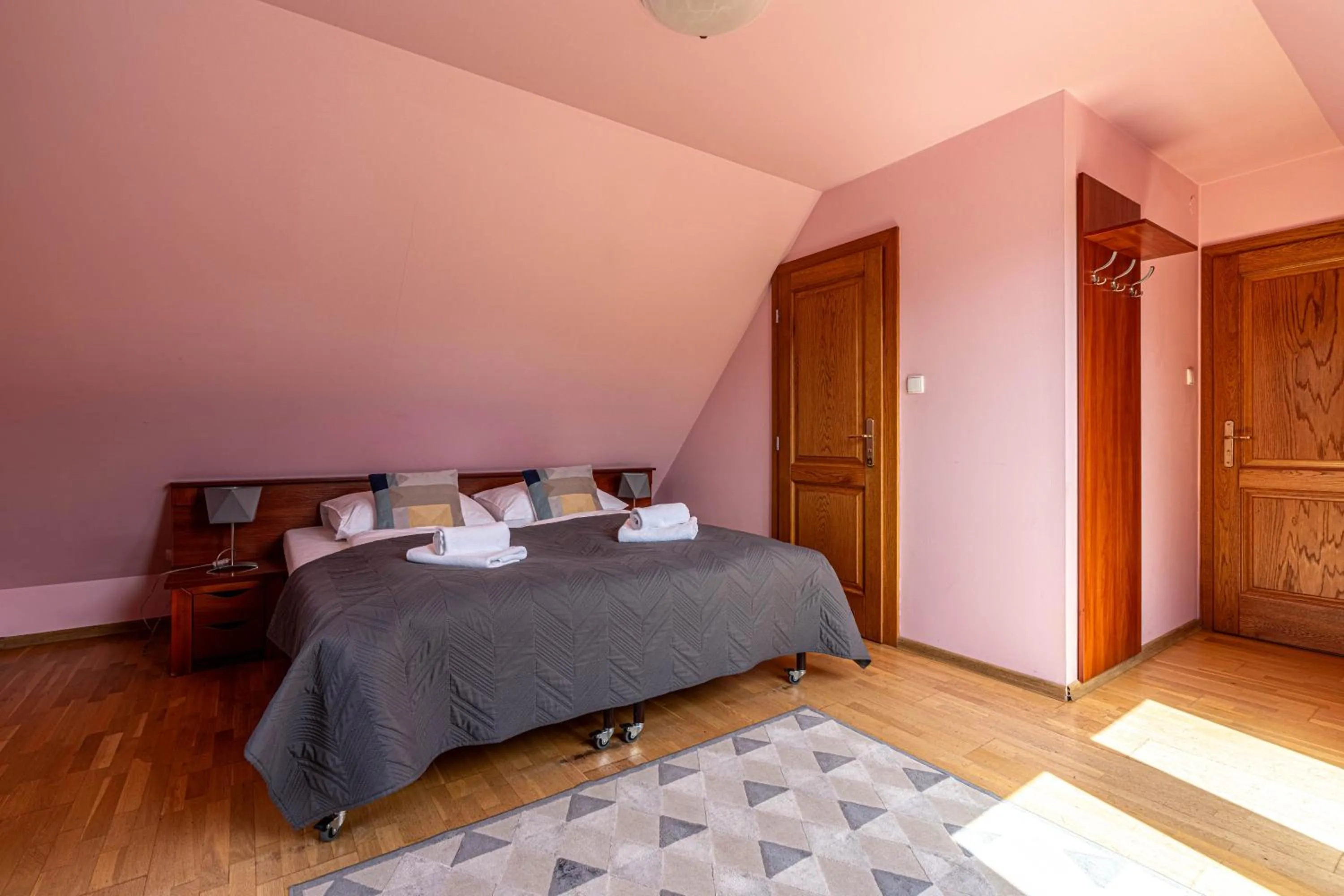 Bed in Willa Serafin-basen, sauny i jacuzzi w Willa Baciarka dodatkowo płatne