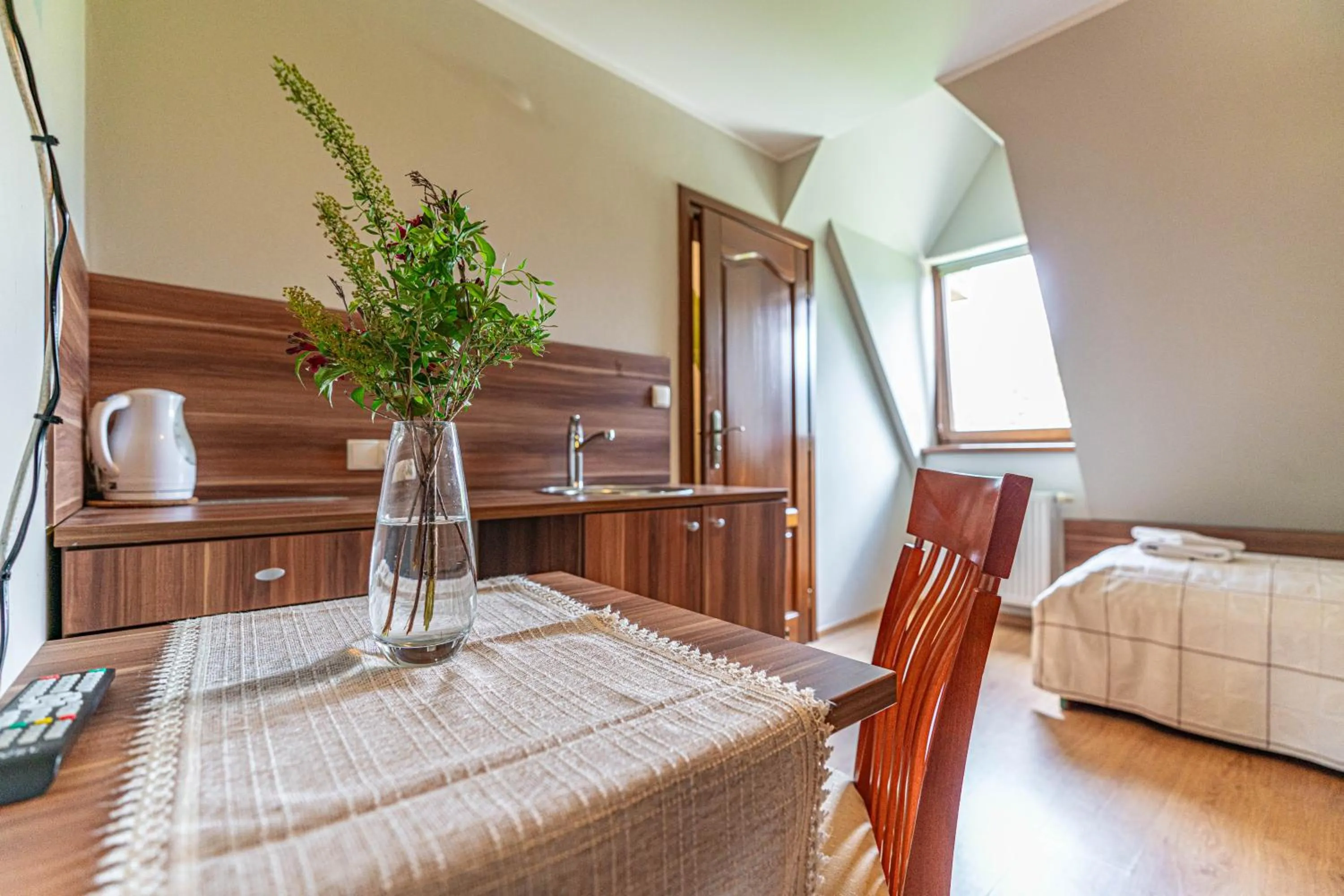 Kitchen or kitchenette, Bed in Willa Serafin-basen, sauny i jacuzzi w Willa Baciarka dodatkowo płatne