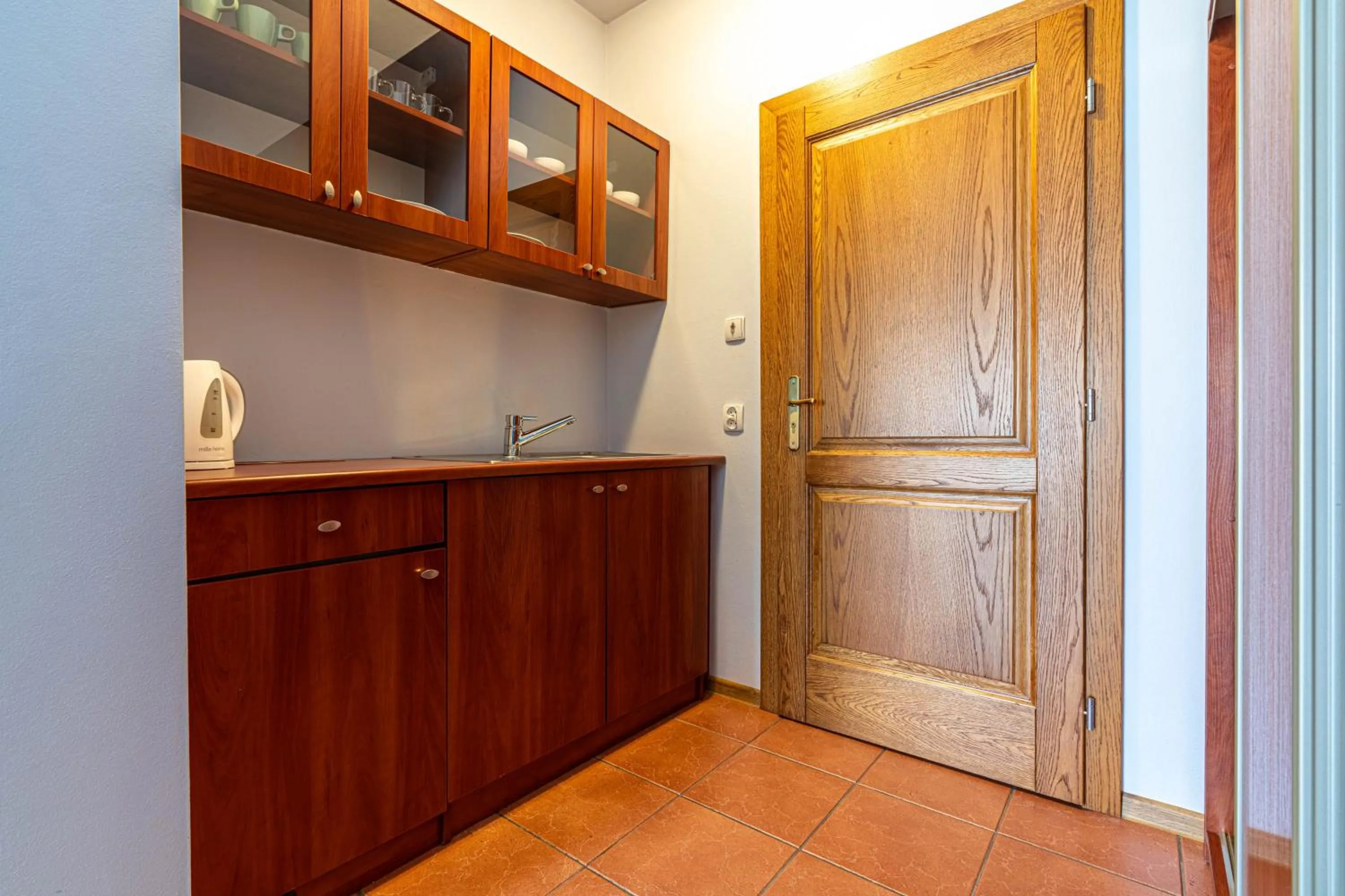 Kitchen or kitchenette in Willa Serafin-basen, sauny i jacuzzi w Willa Baciarka dodatkowo płatne