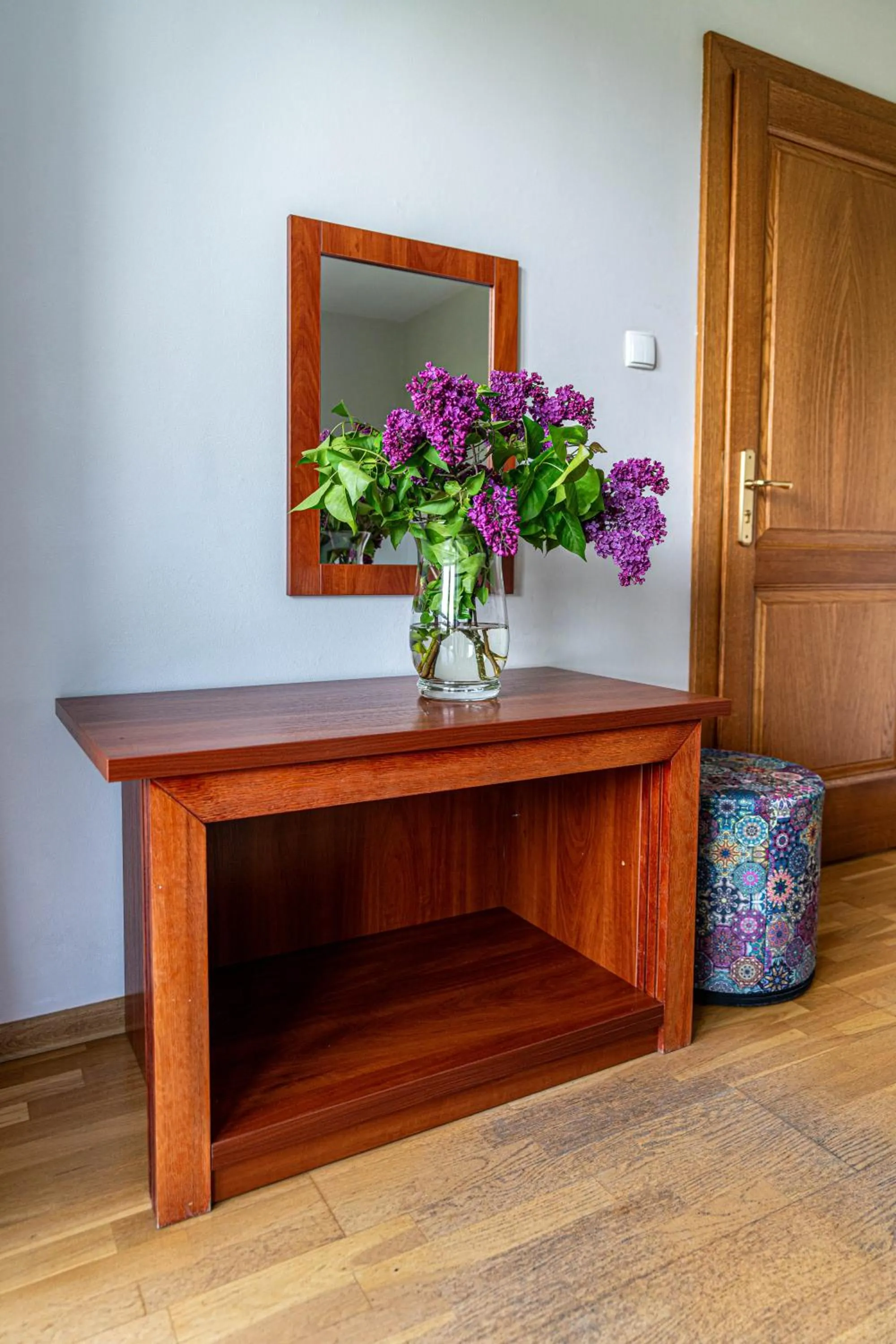 wardrobe in Willa Serafin-basen, sauny i jacuzzi w Willa Baciarka dodatkowo płatne