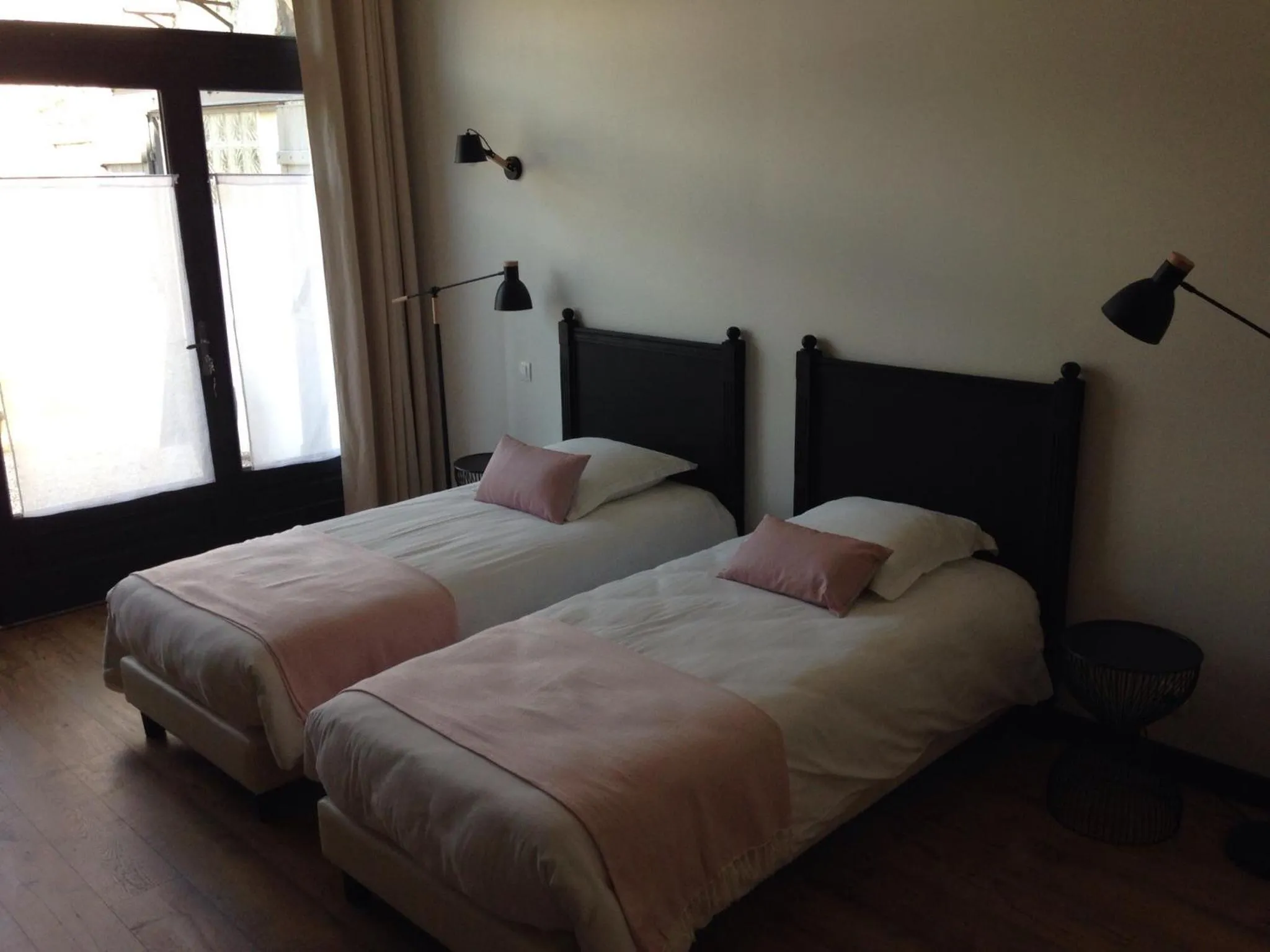 Bed in Les Tournelles - Chambres d'hôtes