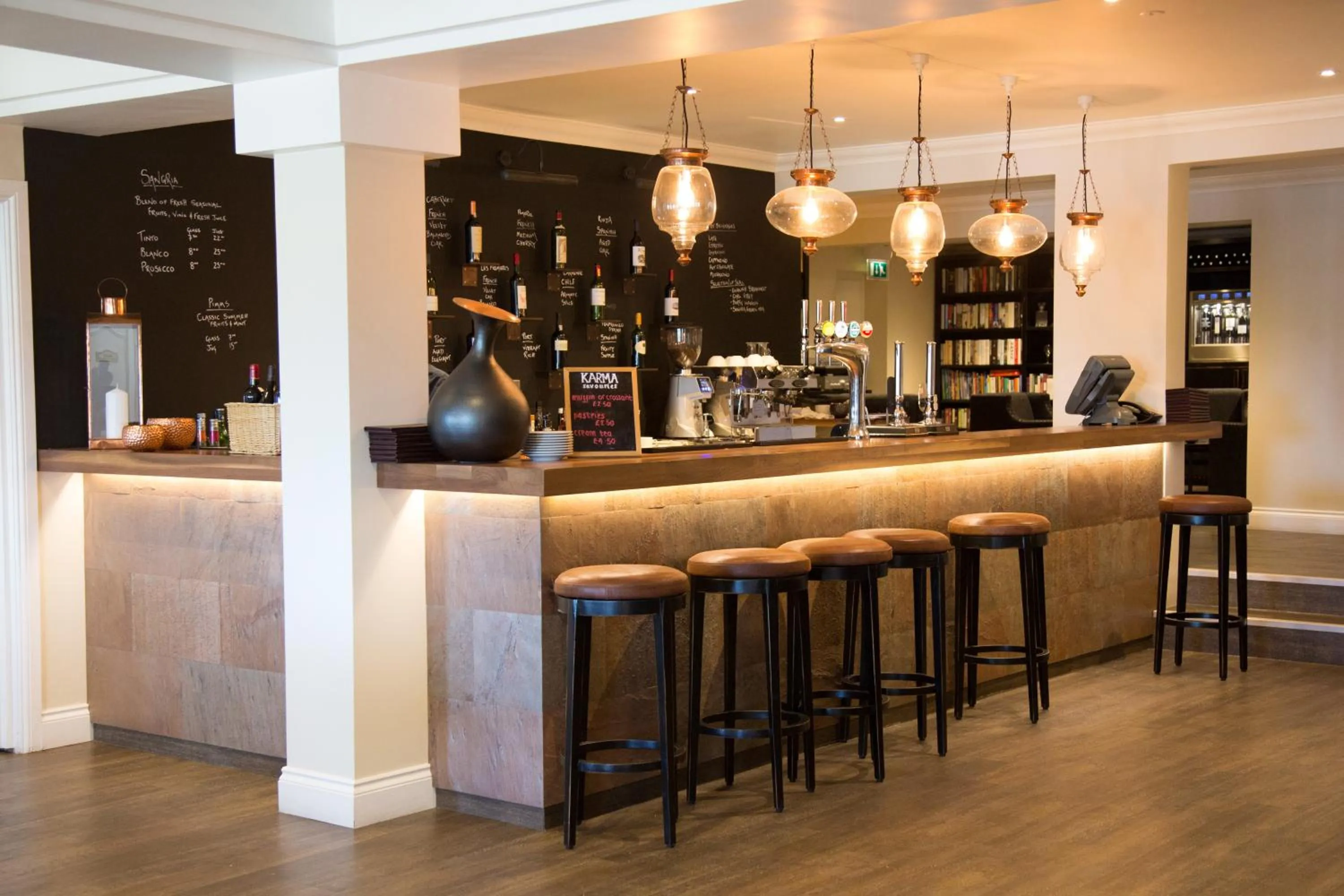 Lounge or bar in Karma St. Martin's