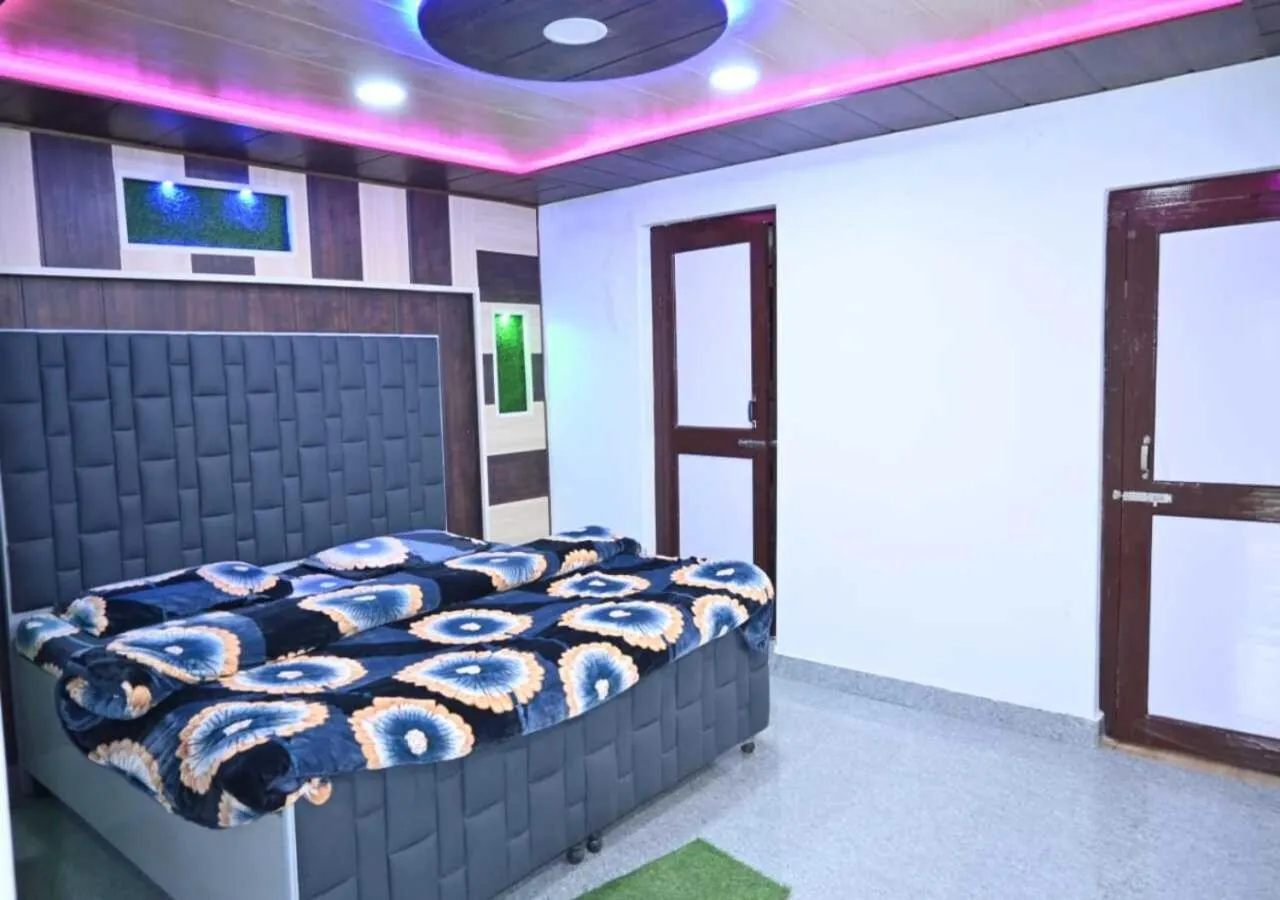 Bedroom, Bed in Green valley homestay