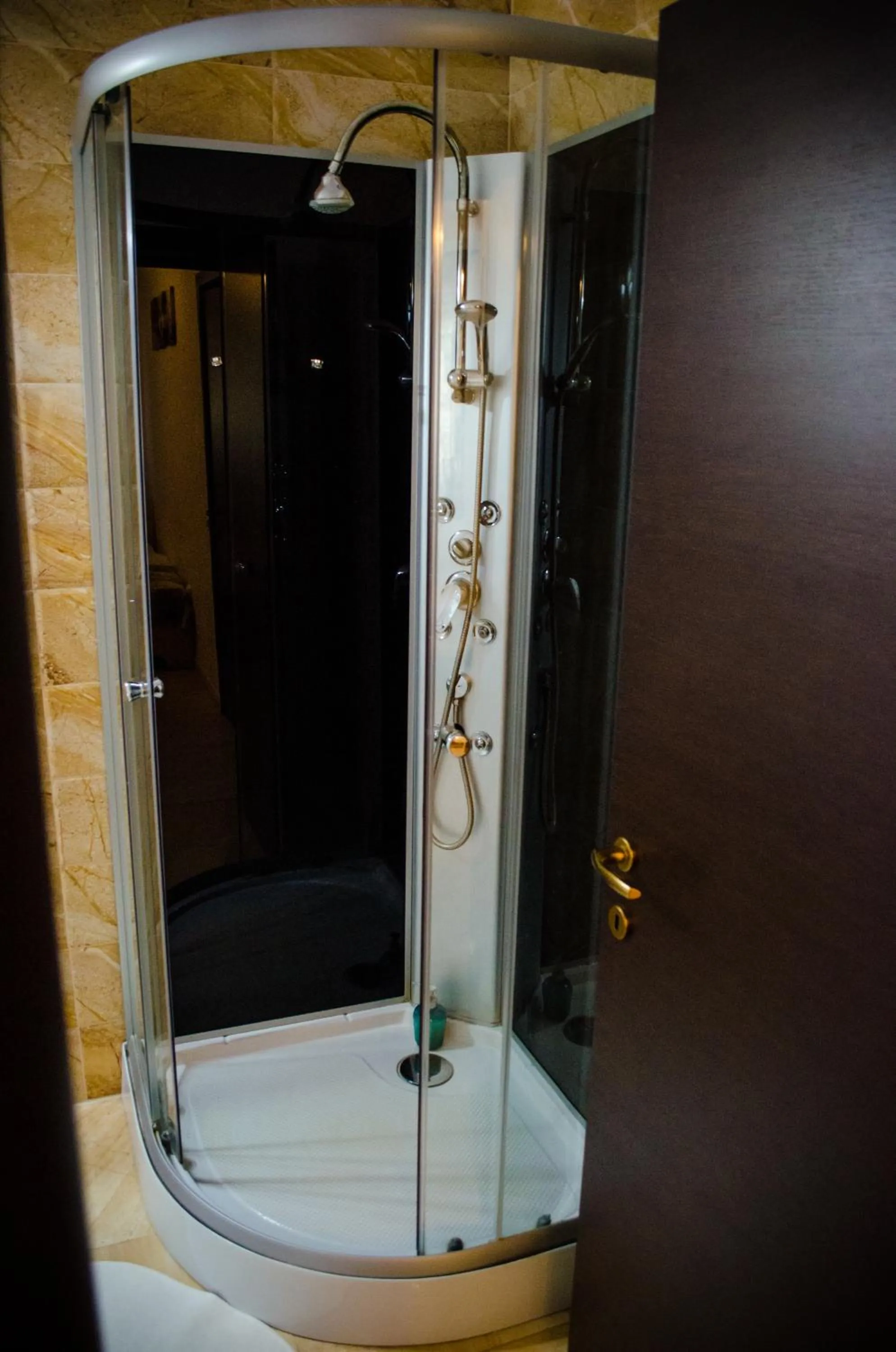 Bathroom in City Lux Villa