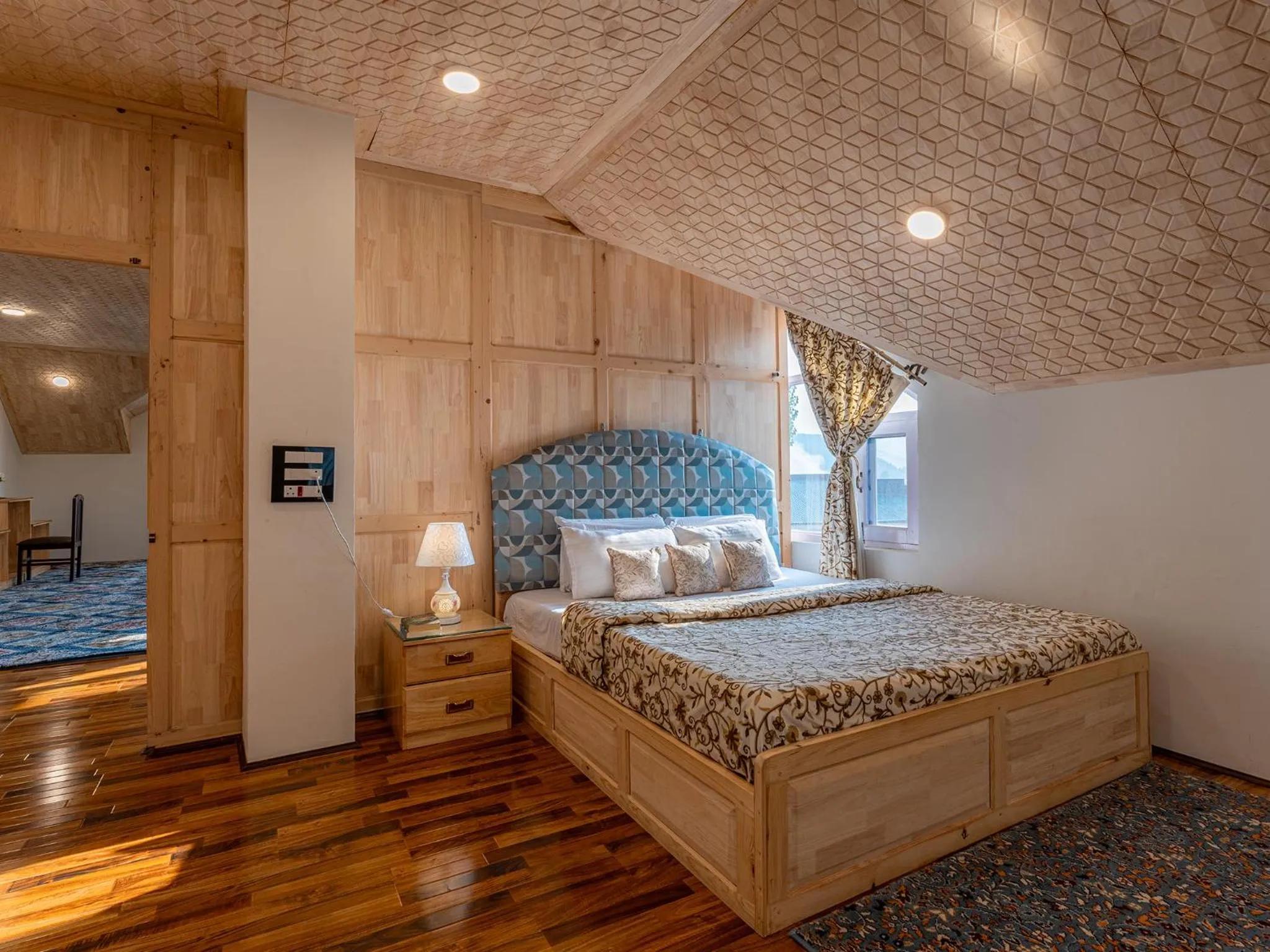 Bed in Moustache Srinagar