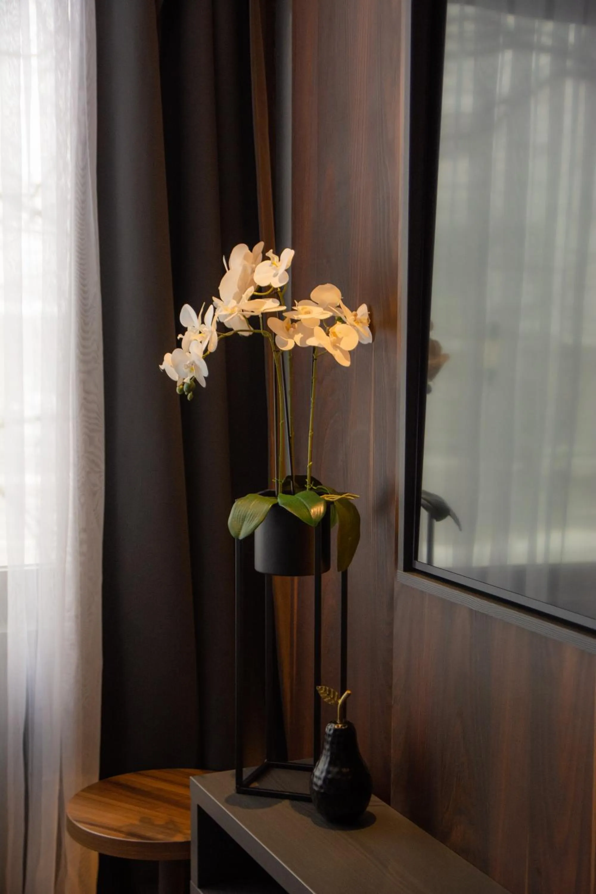 Photo of the whole room in Olivia Rooms