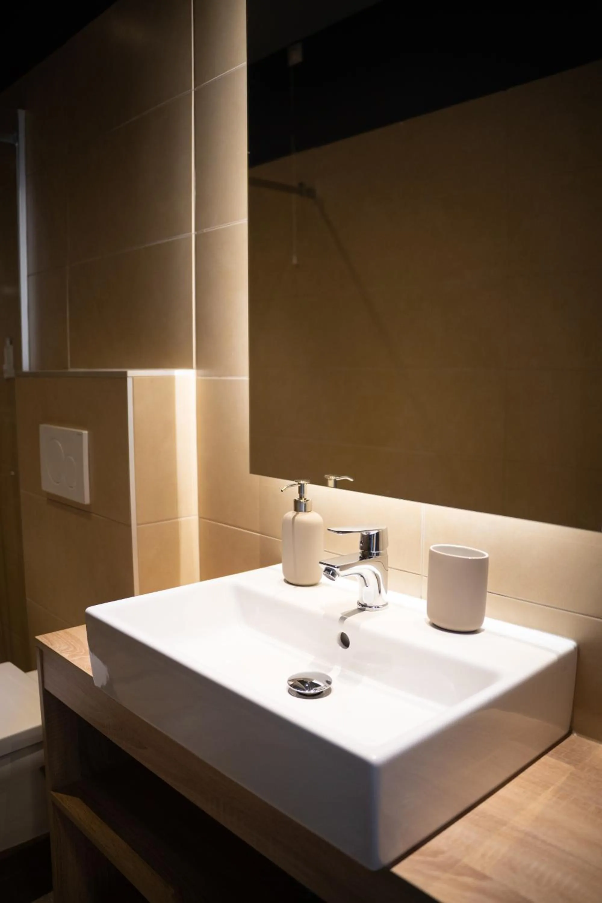 Bathroom in Olivia Rooms