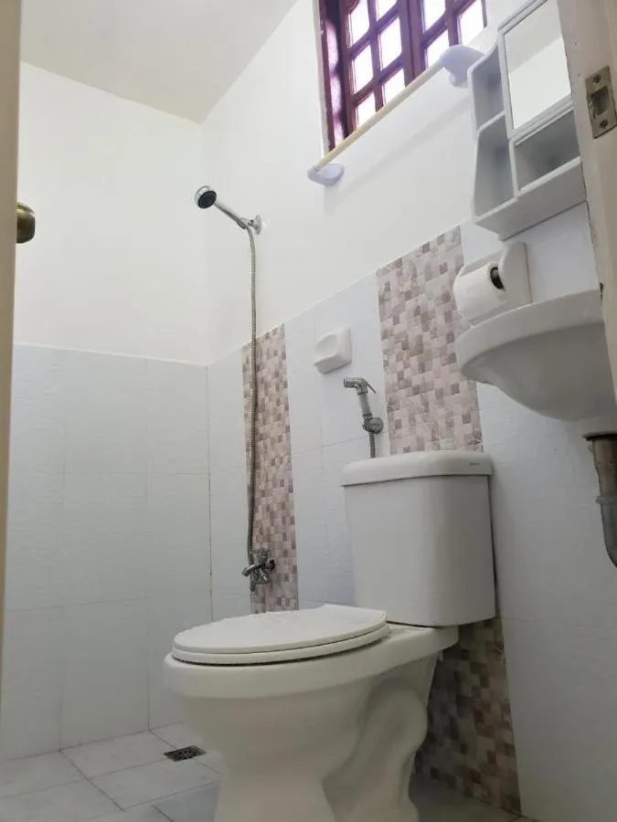 Shower in Eashantis Place